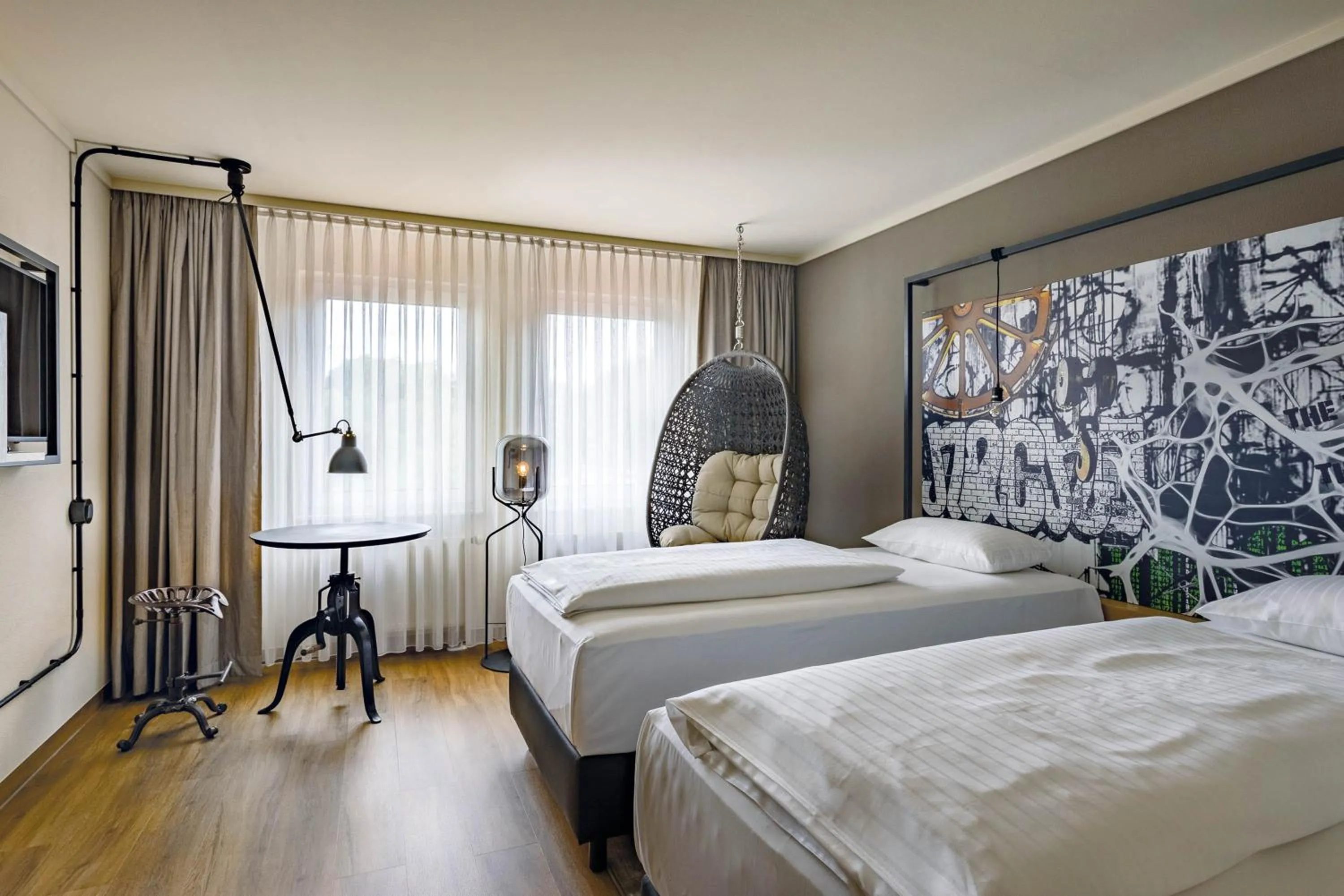 TV and multimedia, Bed in Seminaris Hotel Bad Boll