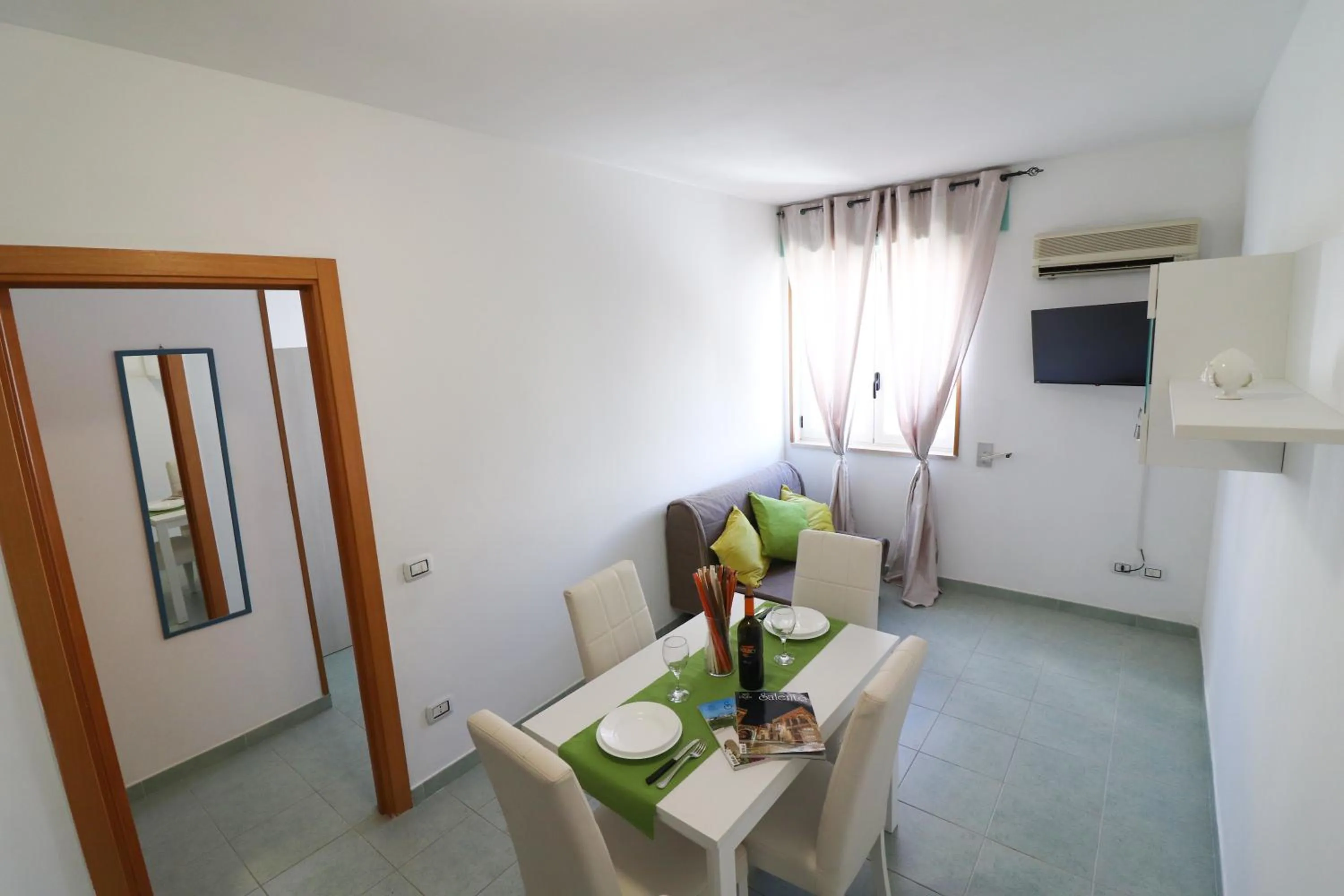 Bilo Nadia Cozy Apartment 200 m from Otrantos Castle