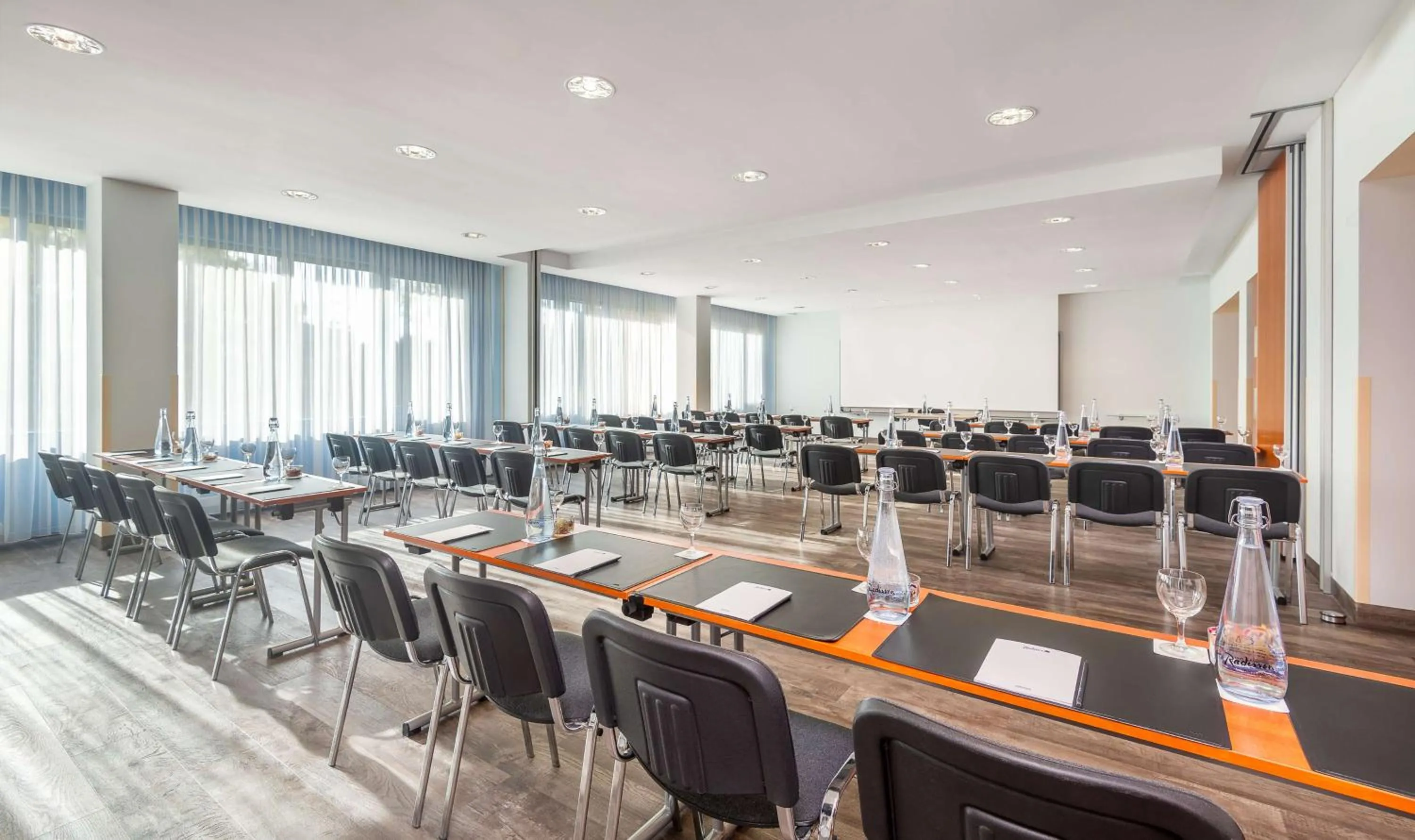 Meeting/conference room in Radisson Blu Fürst Leopold Hotel