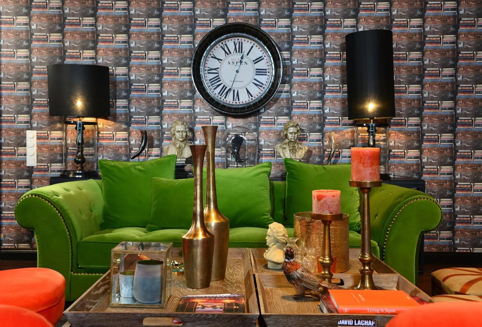 Seating area, Drinks in Hotel Friends