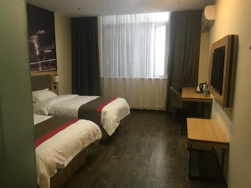 Bed in Thank Inn Chain Hotel jiangsu suzhou changshu city zhitang
