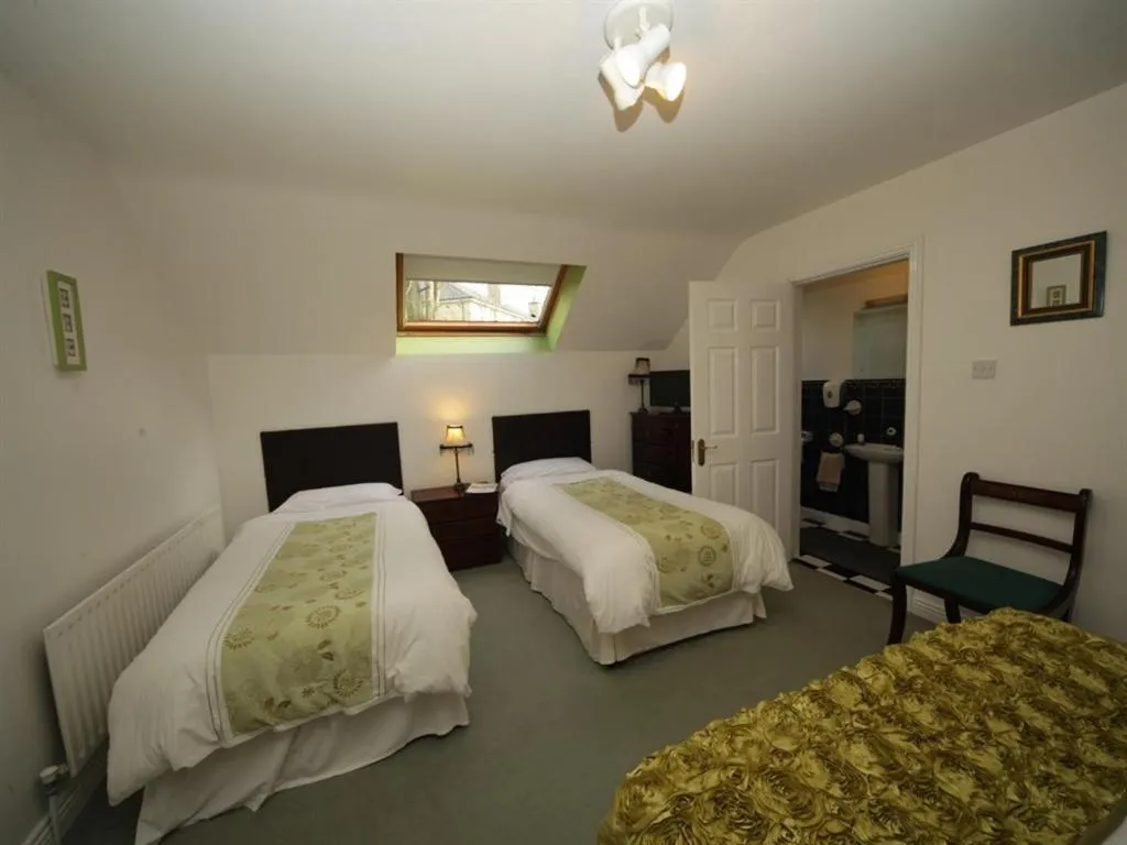 Bedroom, Bed in Launard House