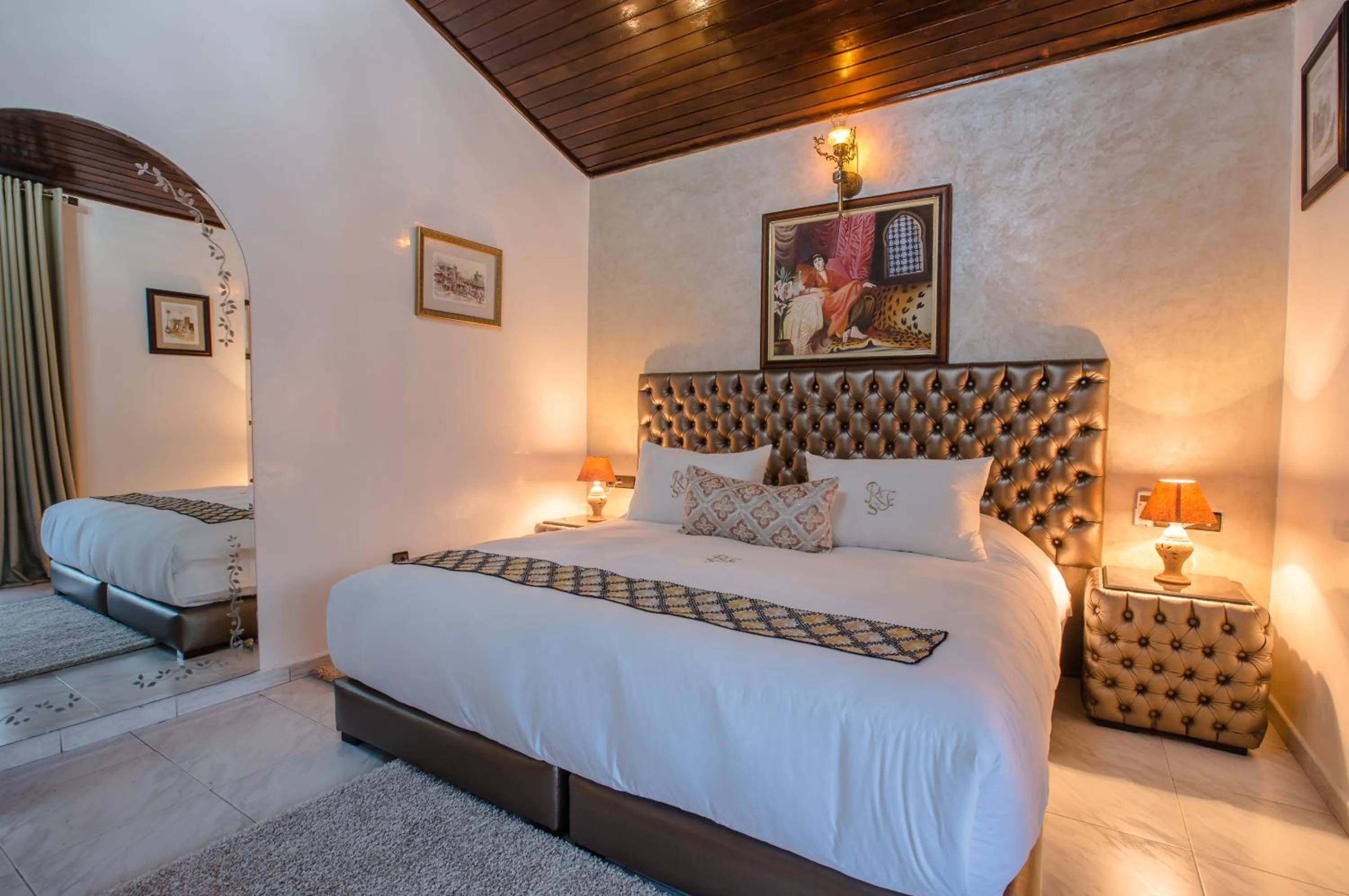 Bed in Riad Sebti Fès