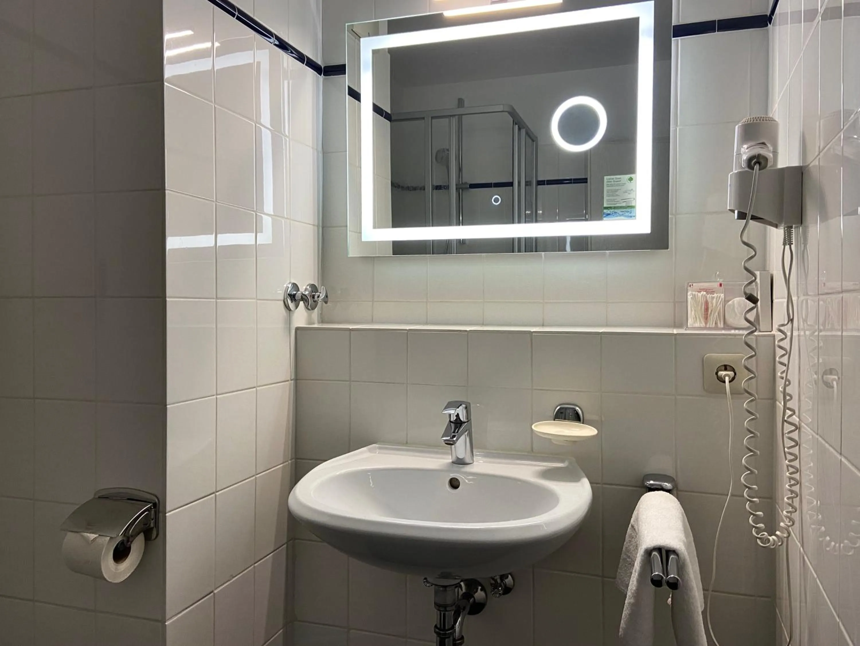 Bathroom in Residenz Hotel Neu Wulmstorf