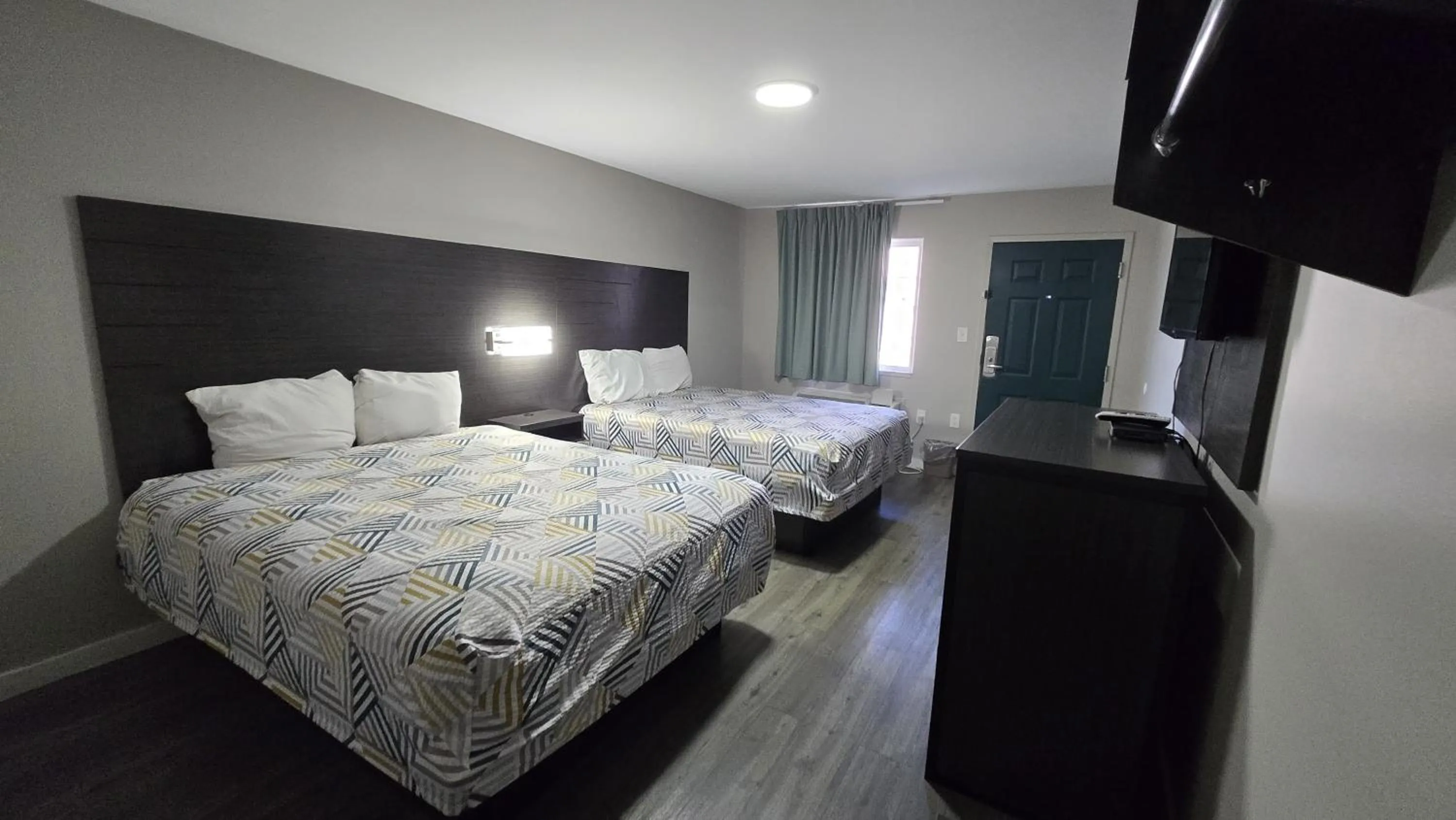 Bedroom, Bed in Deerfield Inn by OYO McComb I-55