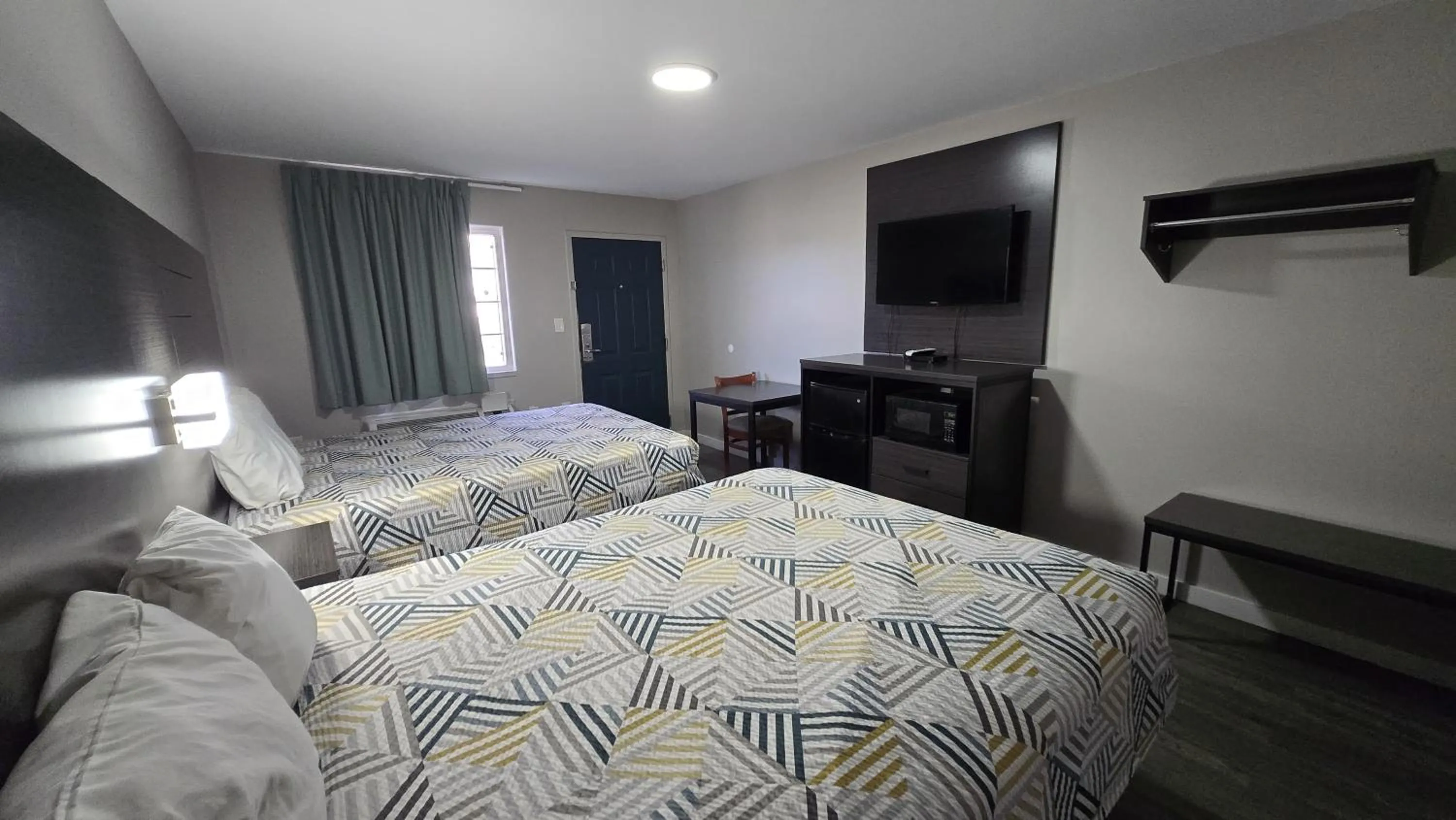 Bedroom, Bed in Deerfield Inn by OYO McComb I-55