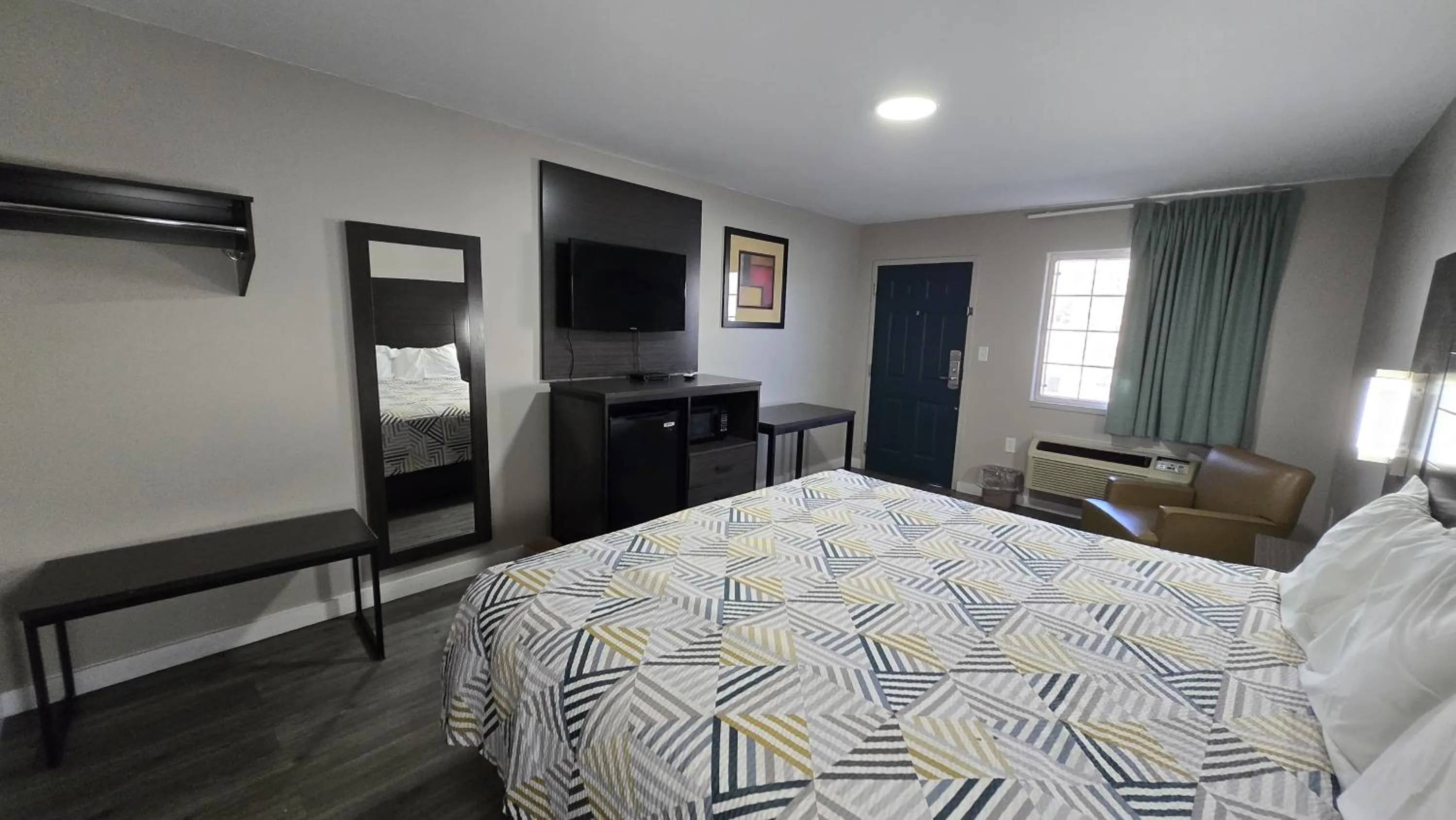 Bedroom, Bed in Deerfield Inn by OYO McComb I-55