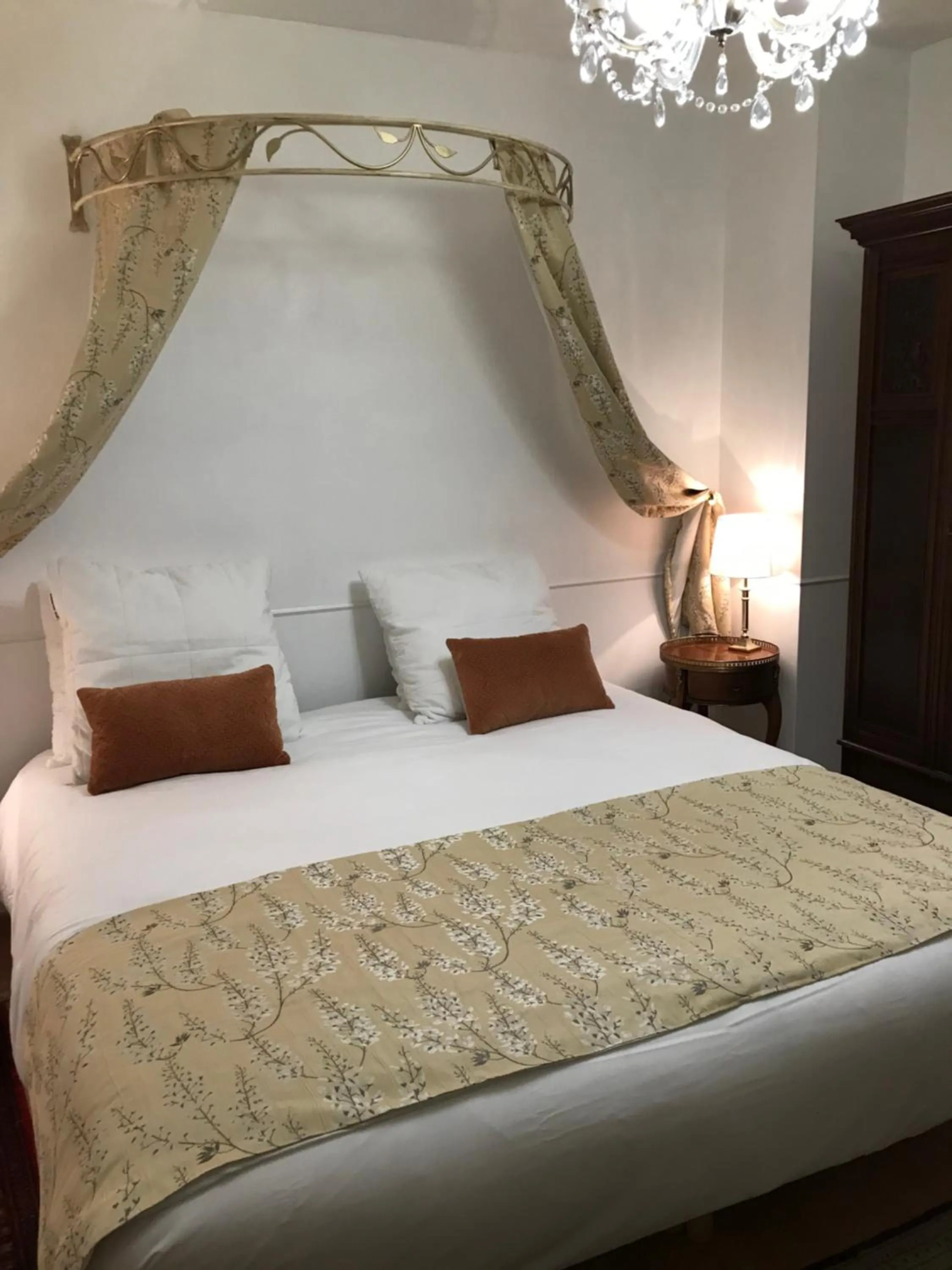 Bed in Le 31 B&B Amboise Centre