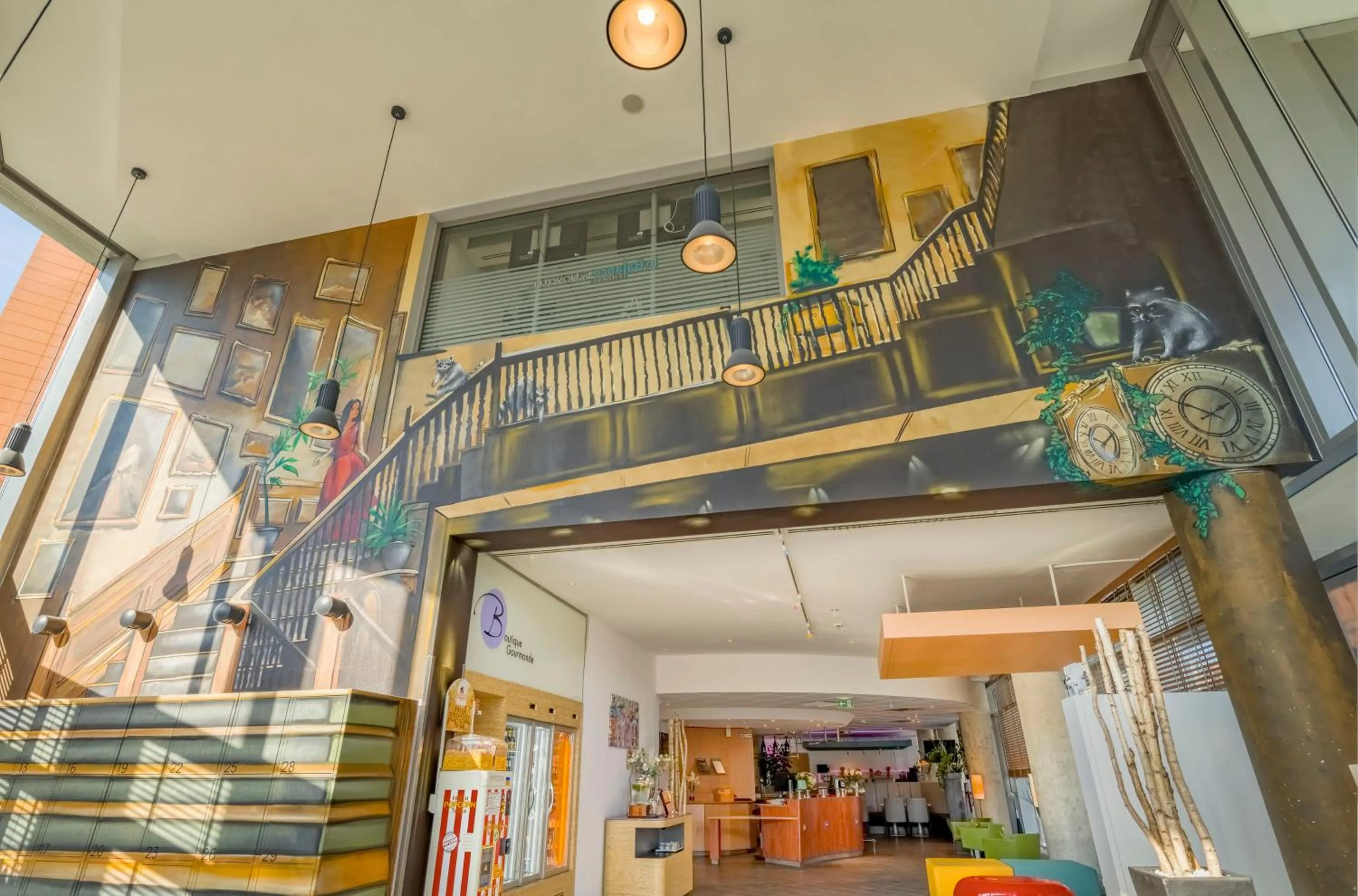 Lobby or reception in Novotel Suites Hannover