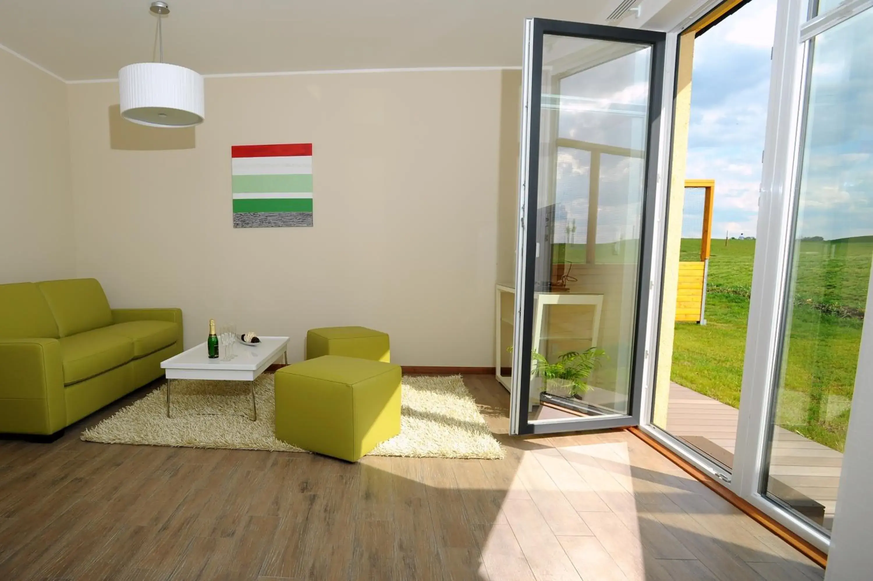 One-Bedroom Apartment (1 Adult) - single occupancy in Black Bridge Hotel Apartment One-Bedroom Apartment (1 Adult) - single occupancy in Black Bridge Hotel Apartment