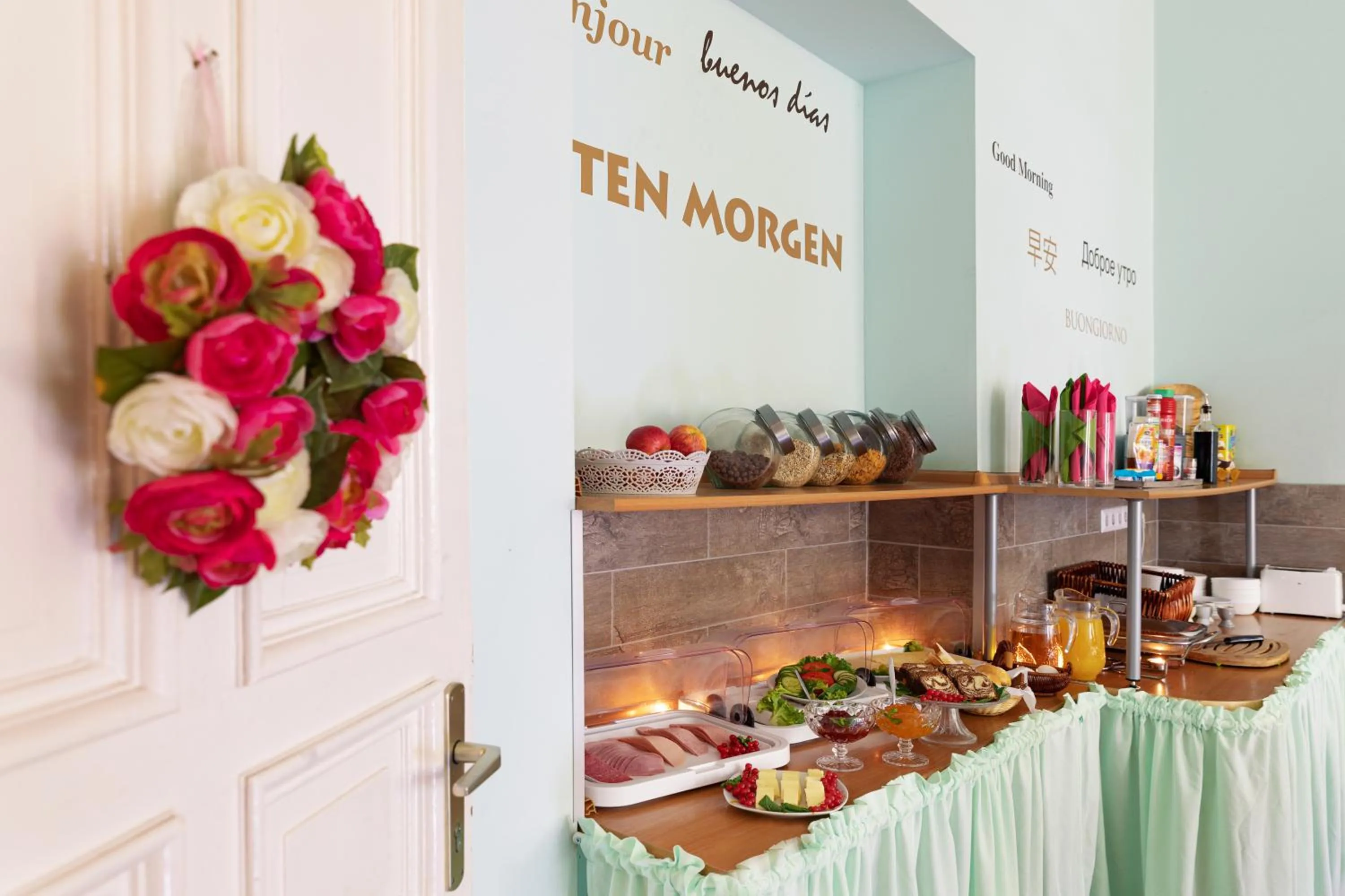 Food and drinks in Hotel Eden am Zoo