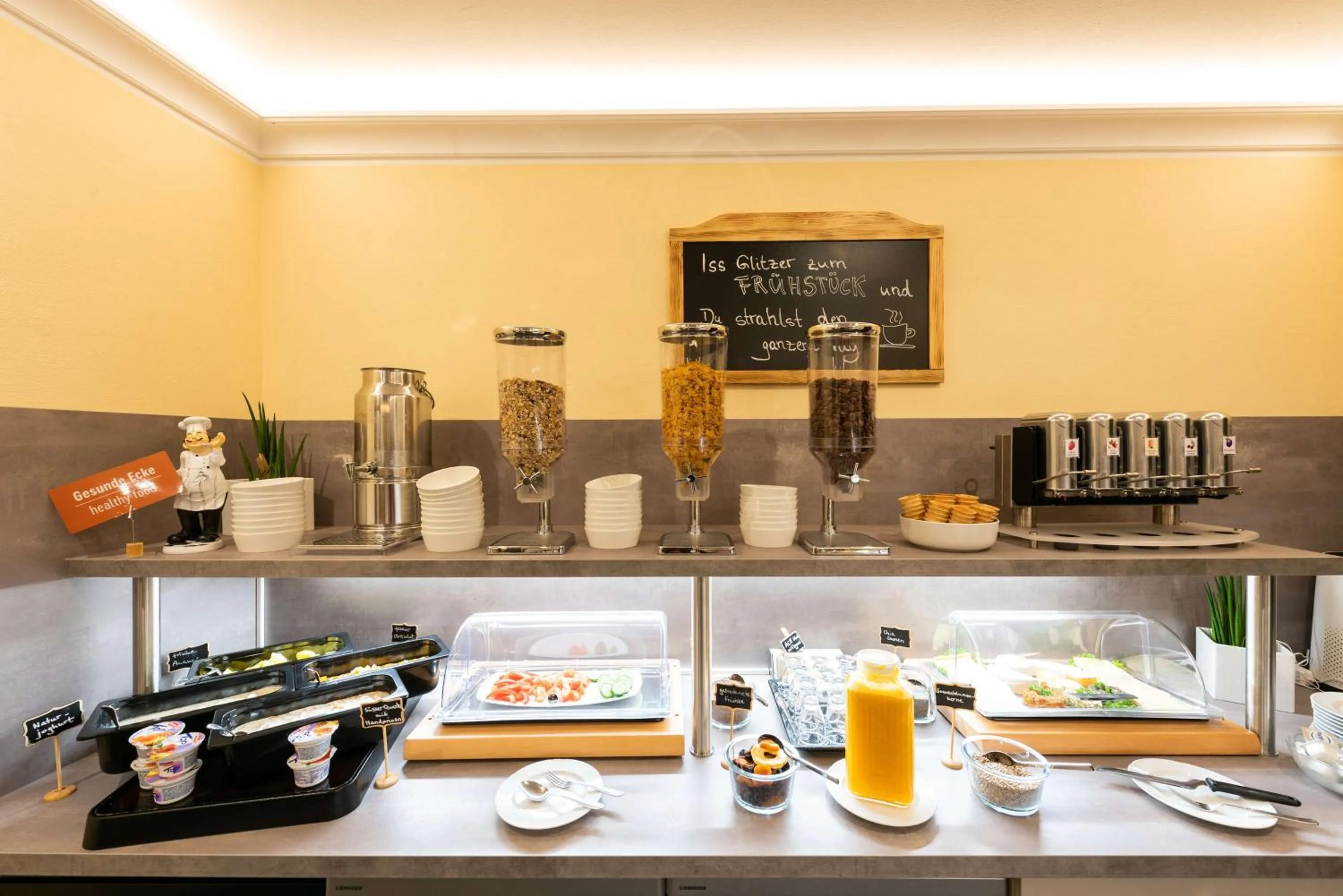 Restaurant/places to eat in Askania Hotel & Brauhaus