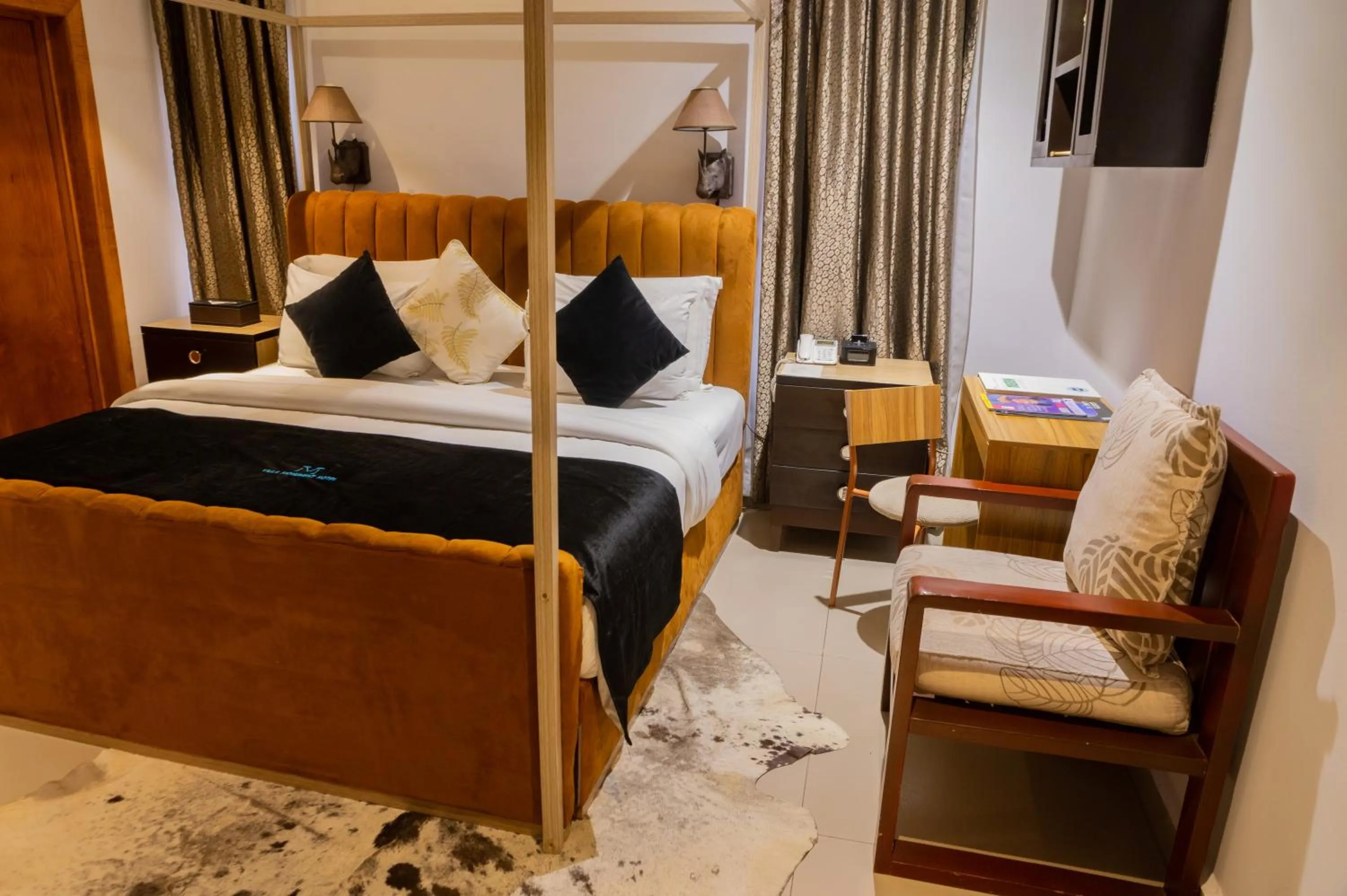 Bedroom, Bed in Villa Monument Hotel