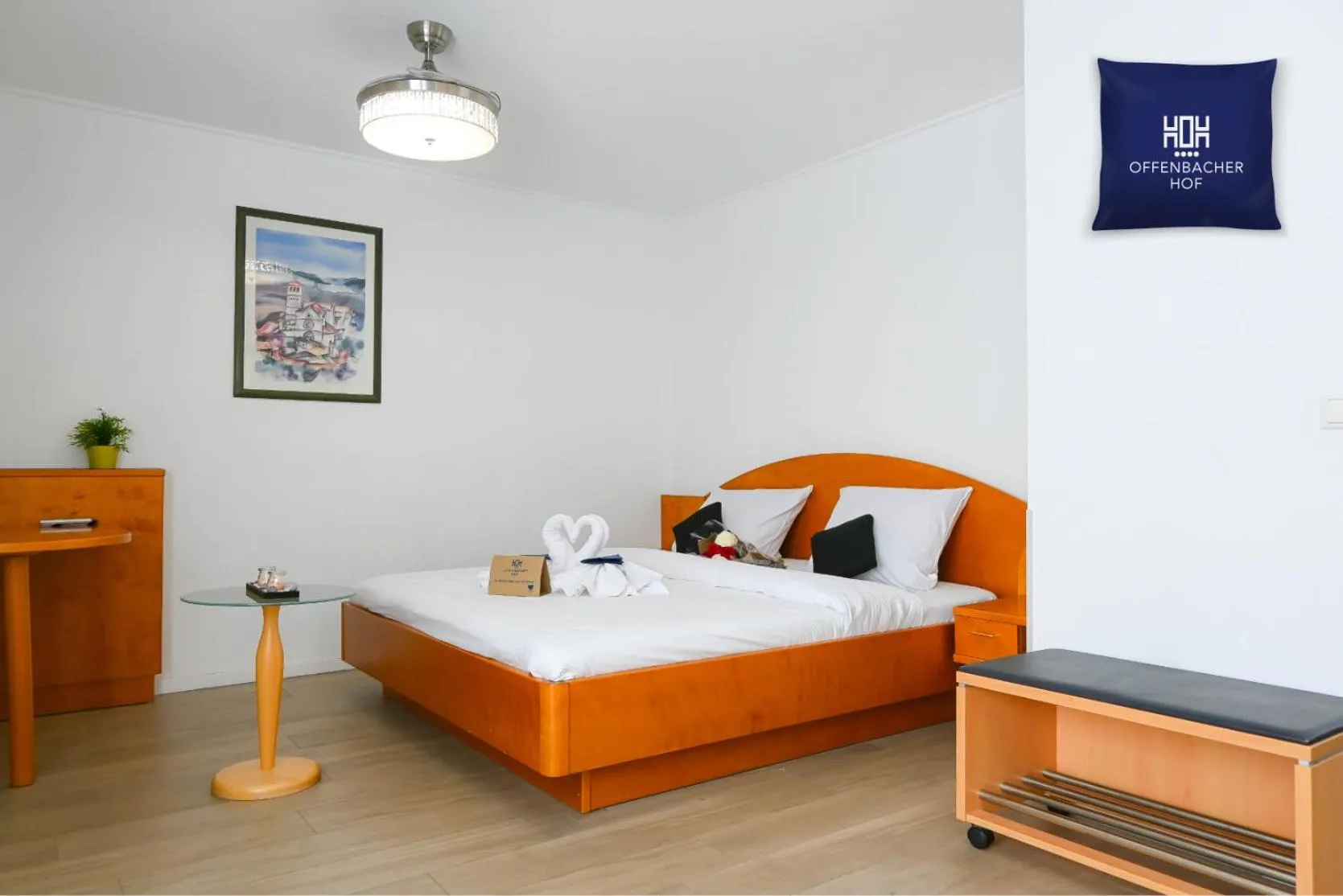 Bed in Hotel Offenbacher Hof