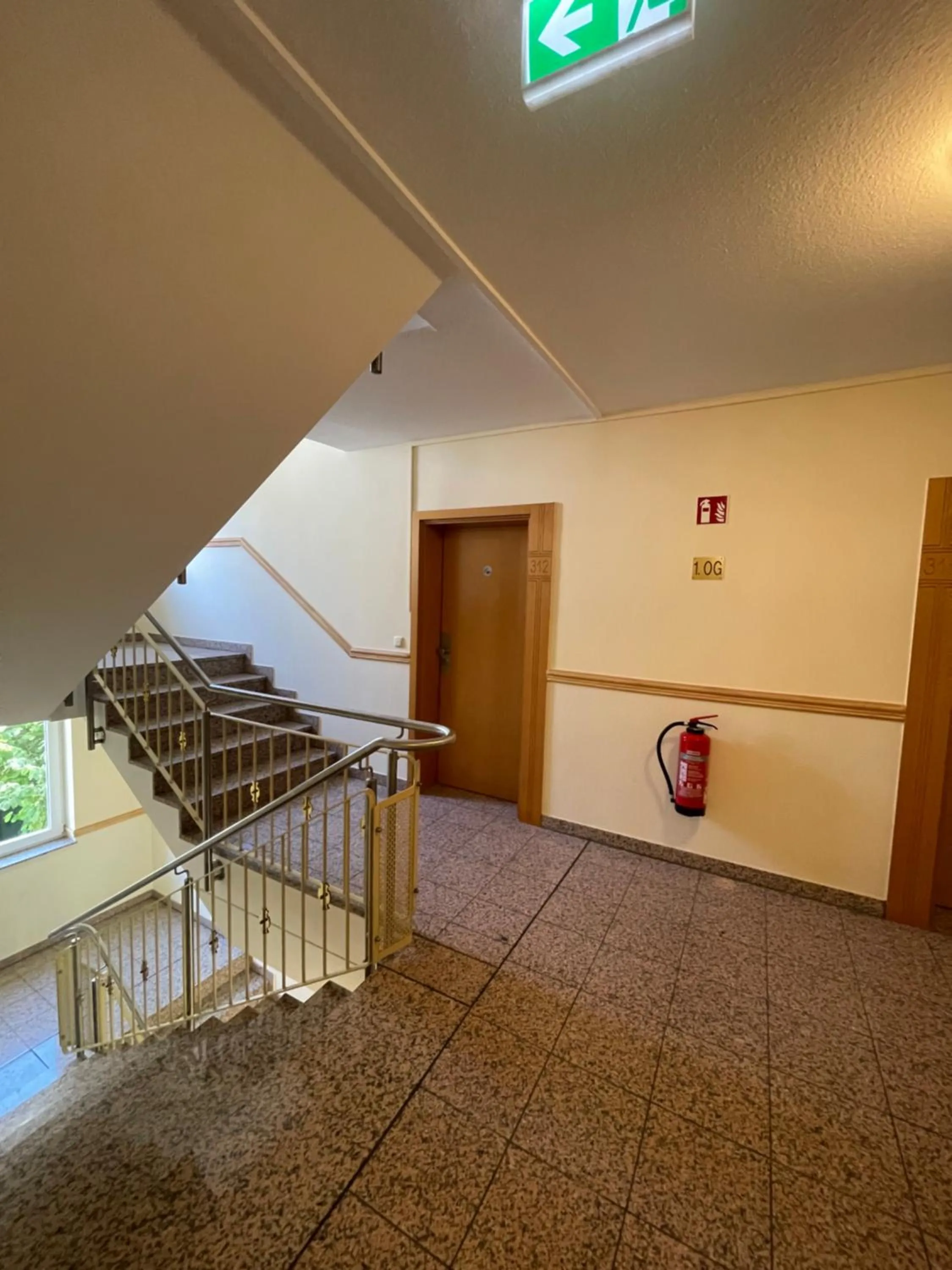 Property building in Eurotel am Main