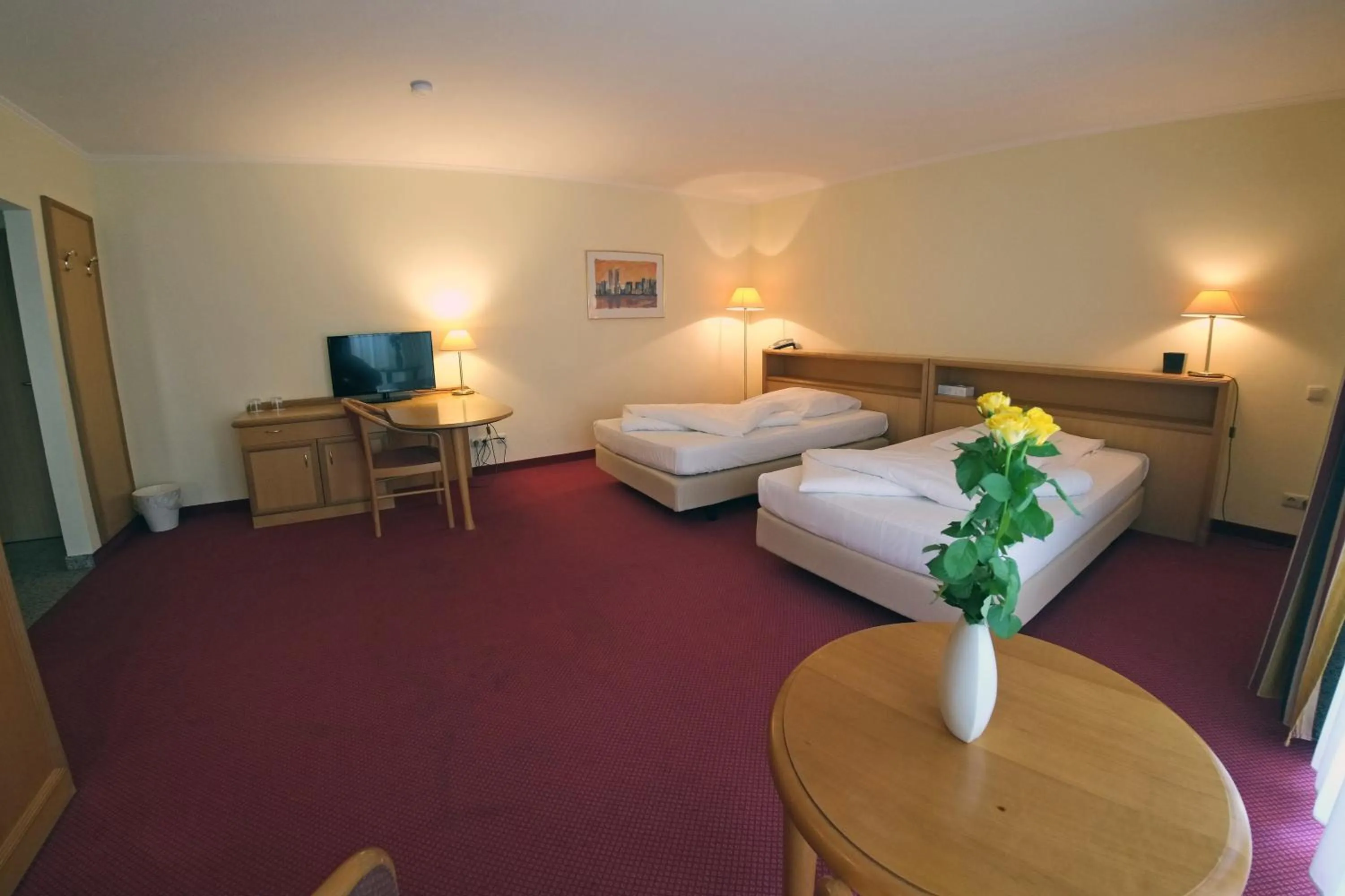 Bedroom, Bed in Eurotel am Main