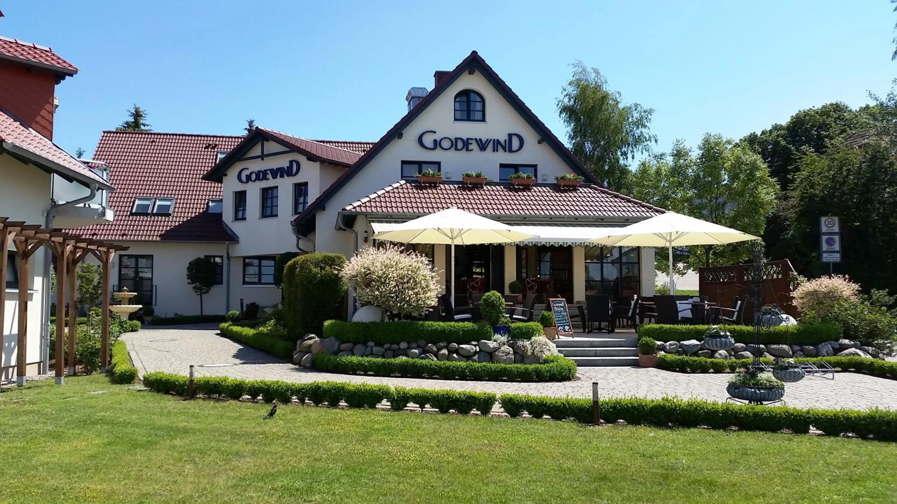 Property building in Hotel Godewind