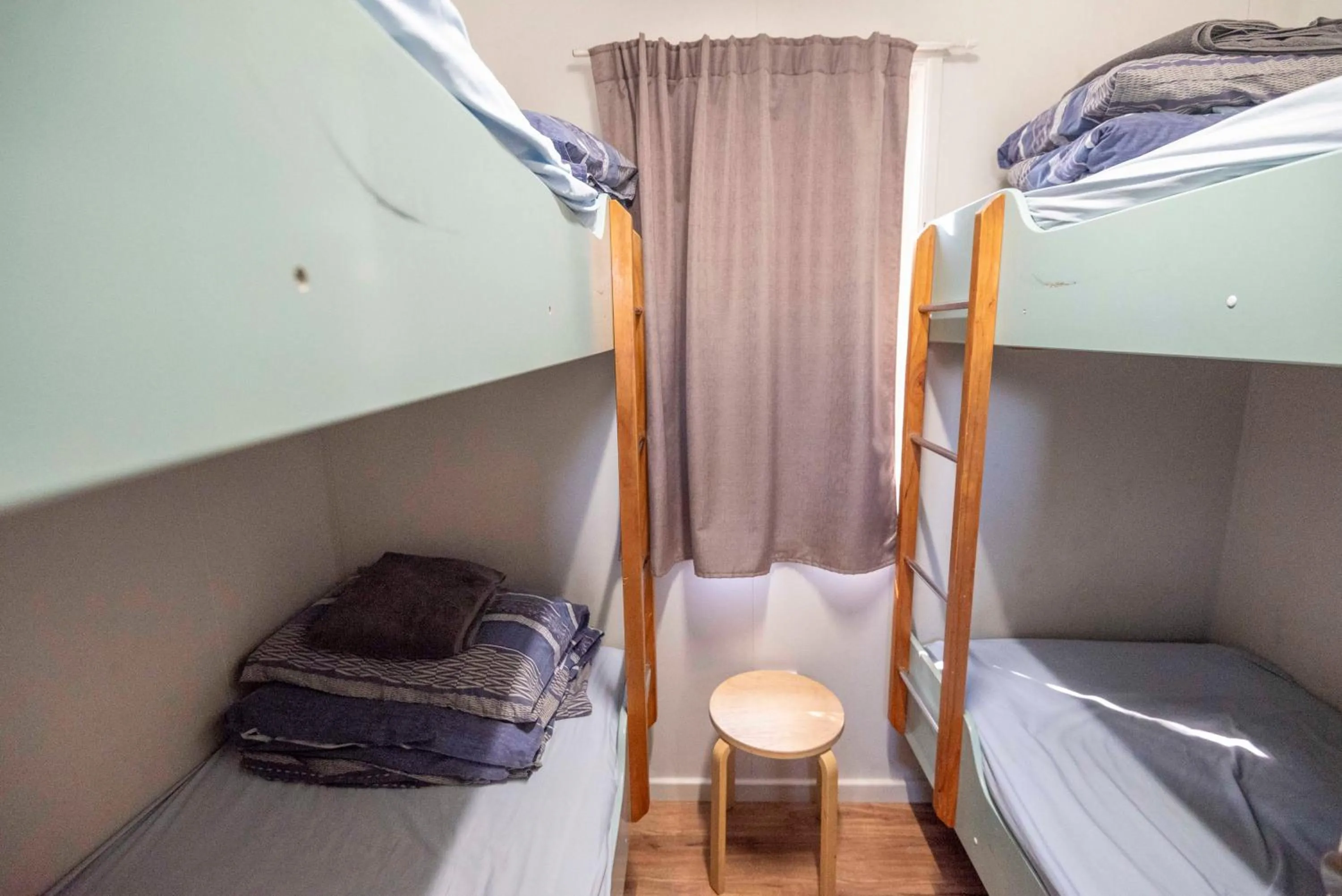 bunk bed, Bed in Capricorn Holiday Park