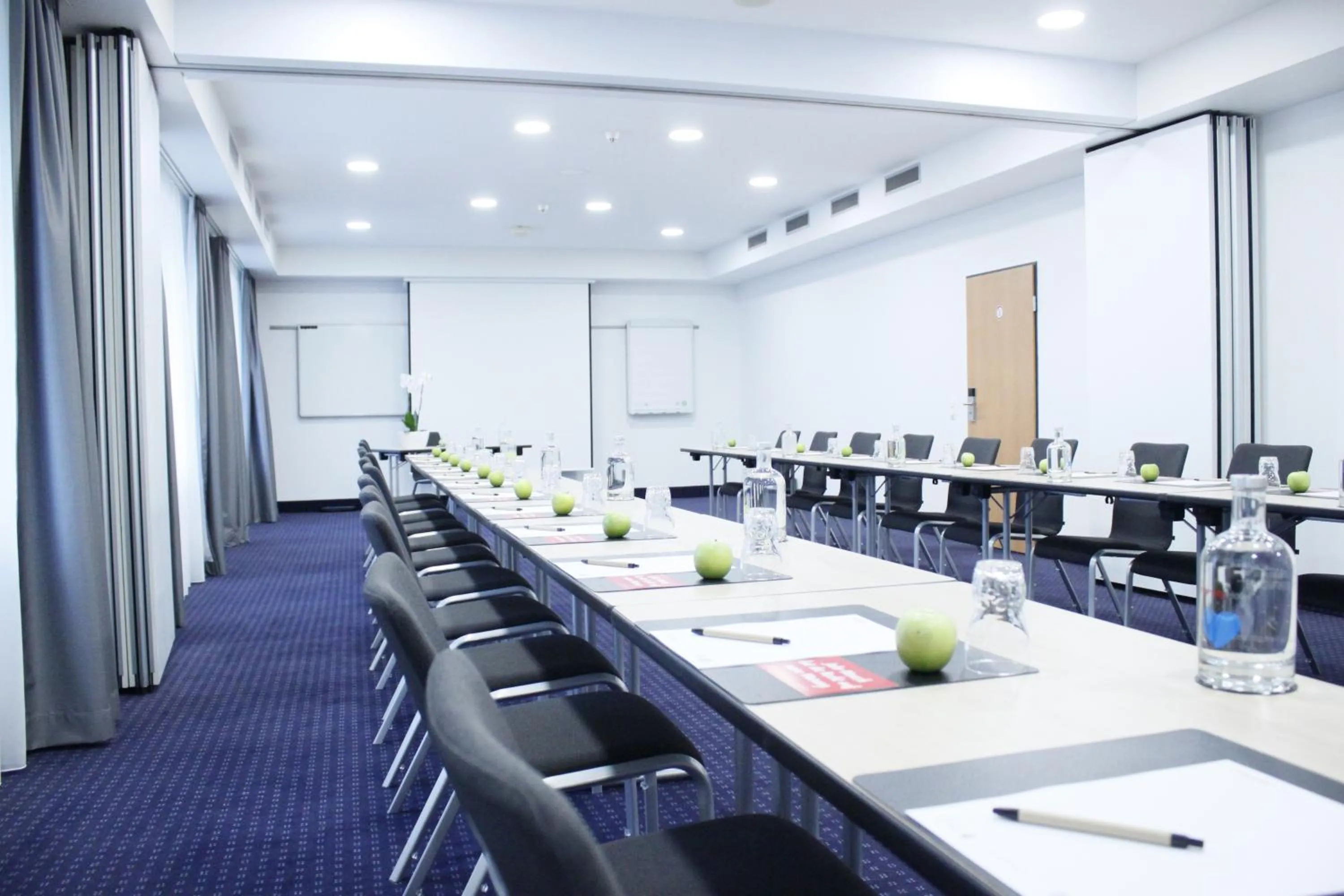 Meeting/conference room in IntercityHotel Frankfurt Airport
