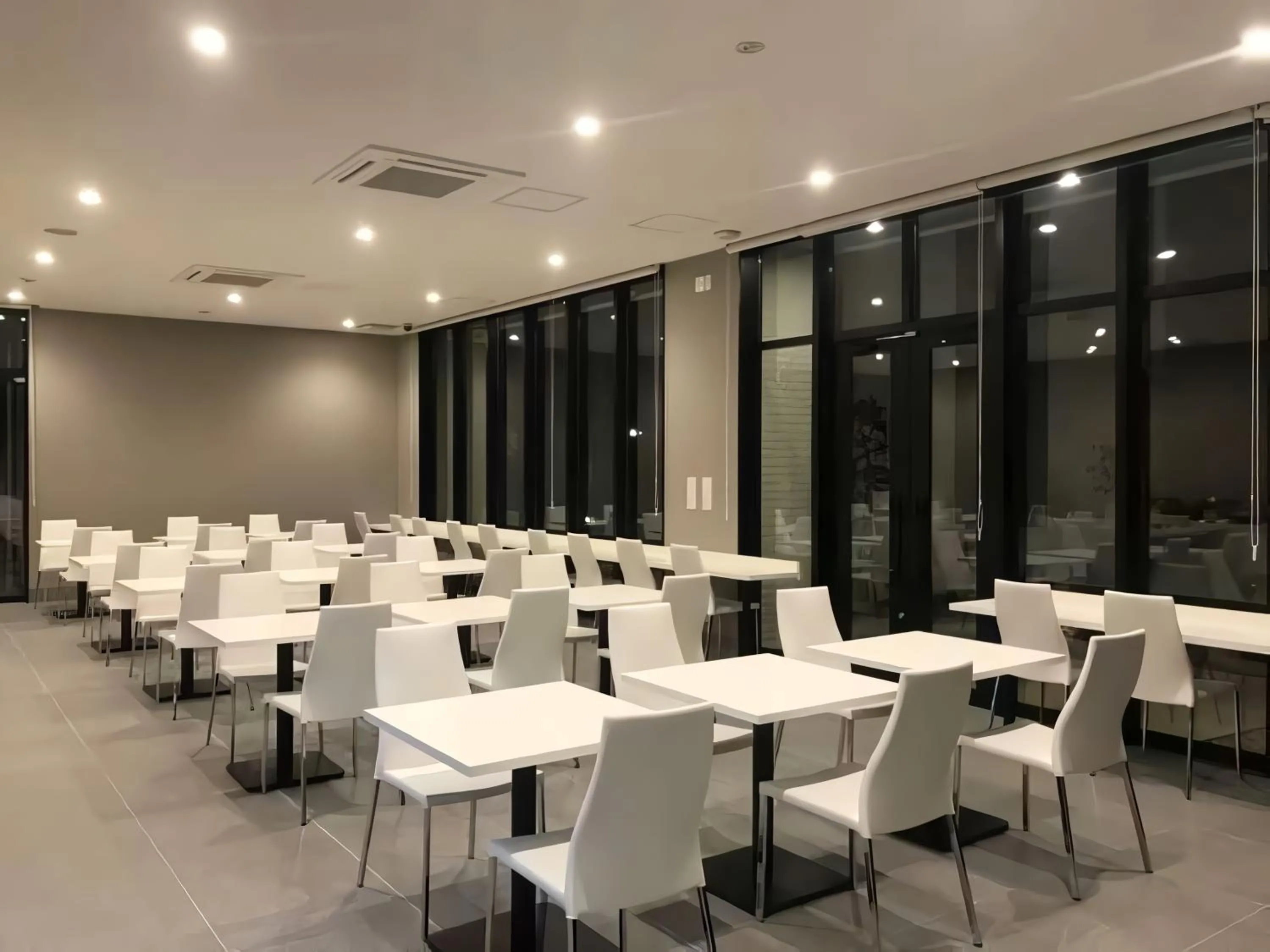 Bande Hotel Tenpozan Higashi