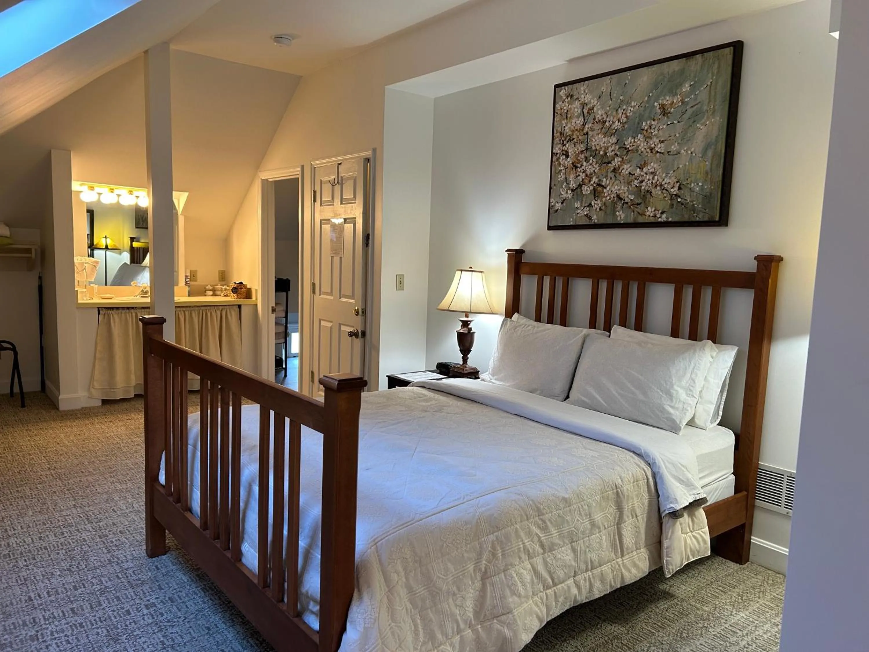 Bed in 50 Lincoln Short North Bed & Breakfast