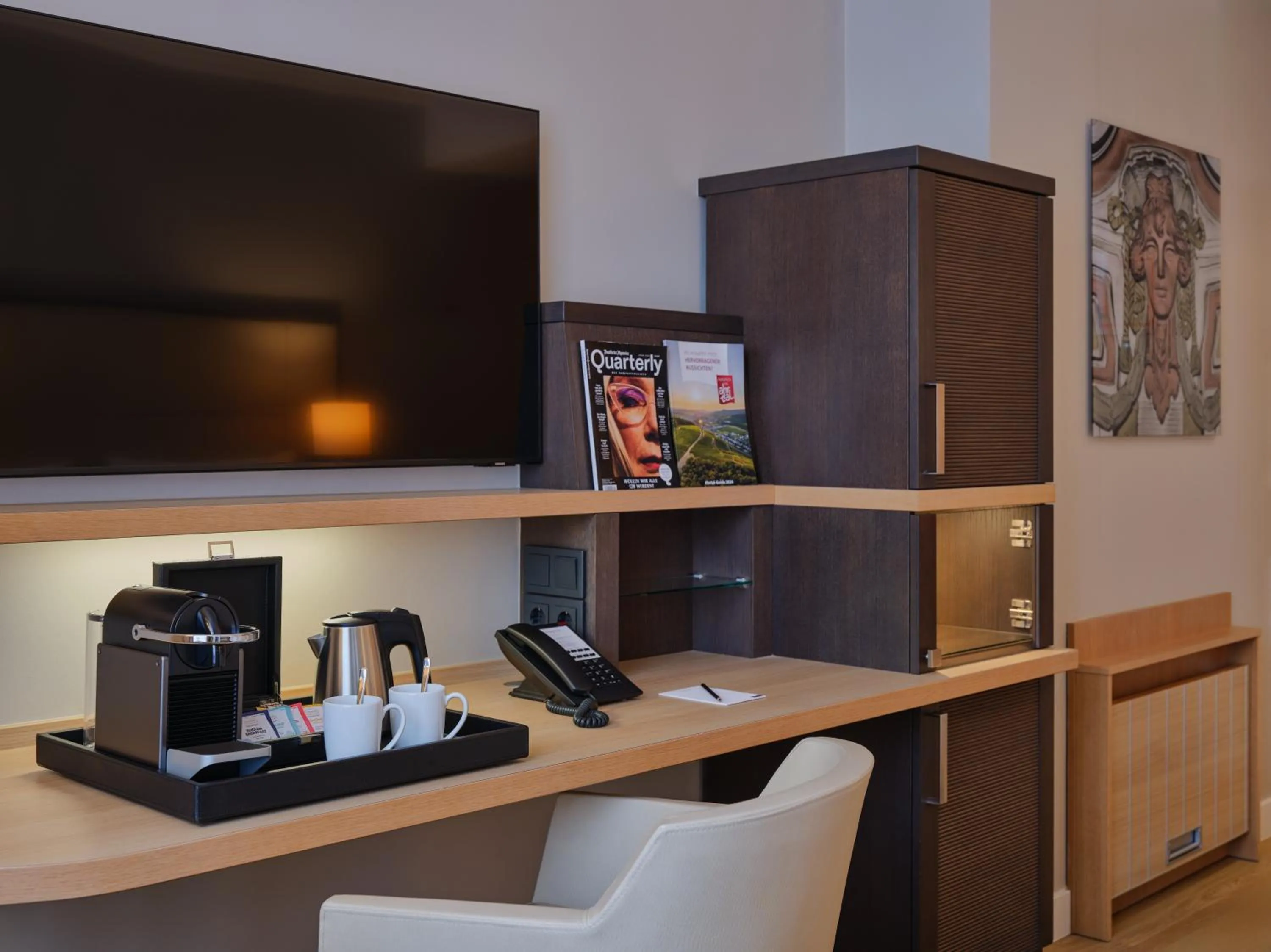 TV and multimedia in Steigenberger Hotel Bad Neuenahr