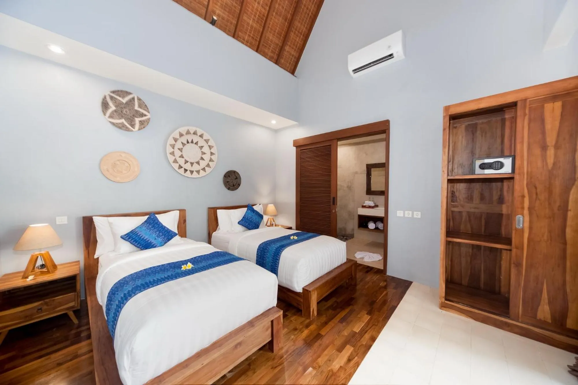 Bed in Kusuma Living and Villa Seminyak