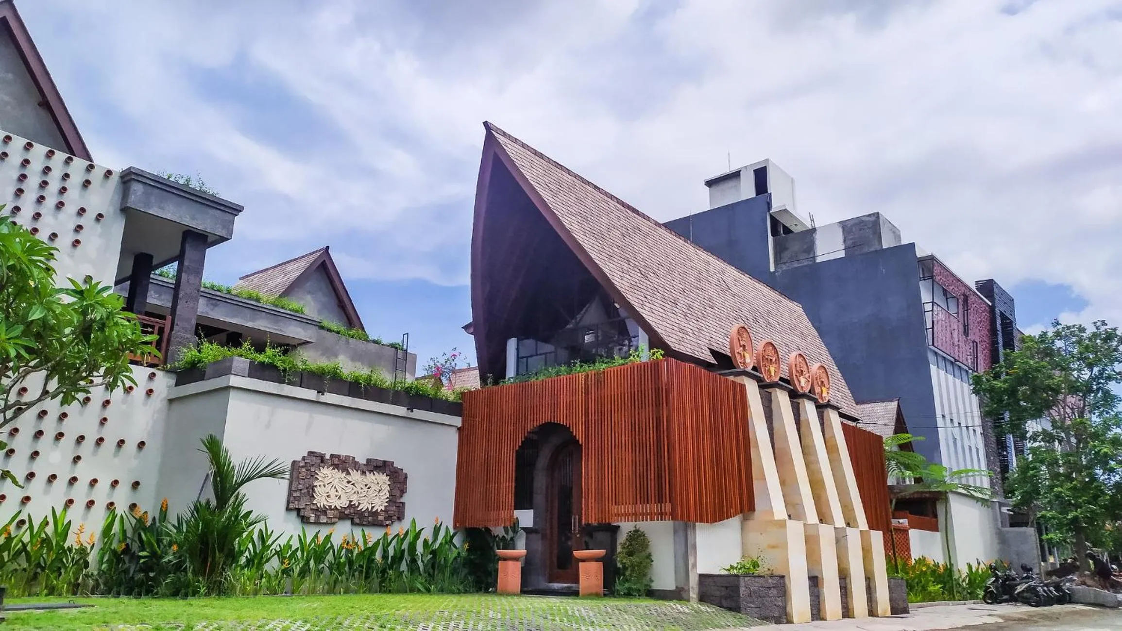 Property building in Kusuma Living and Villa Seminyak
