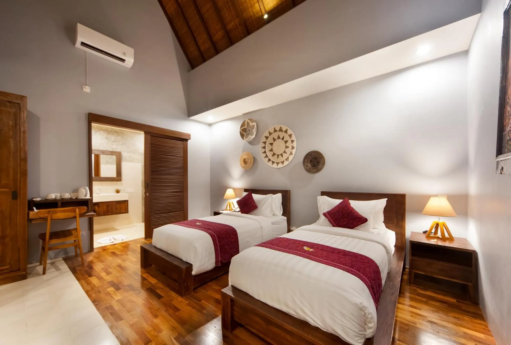 Bed in Kusuma Living and Villa Seminyak
