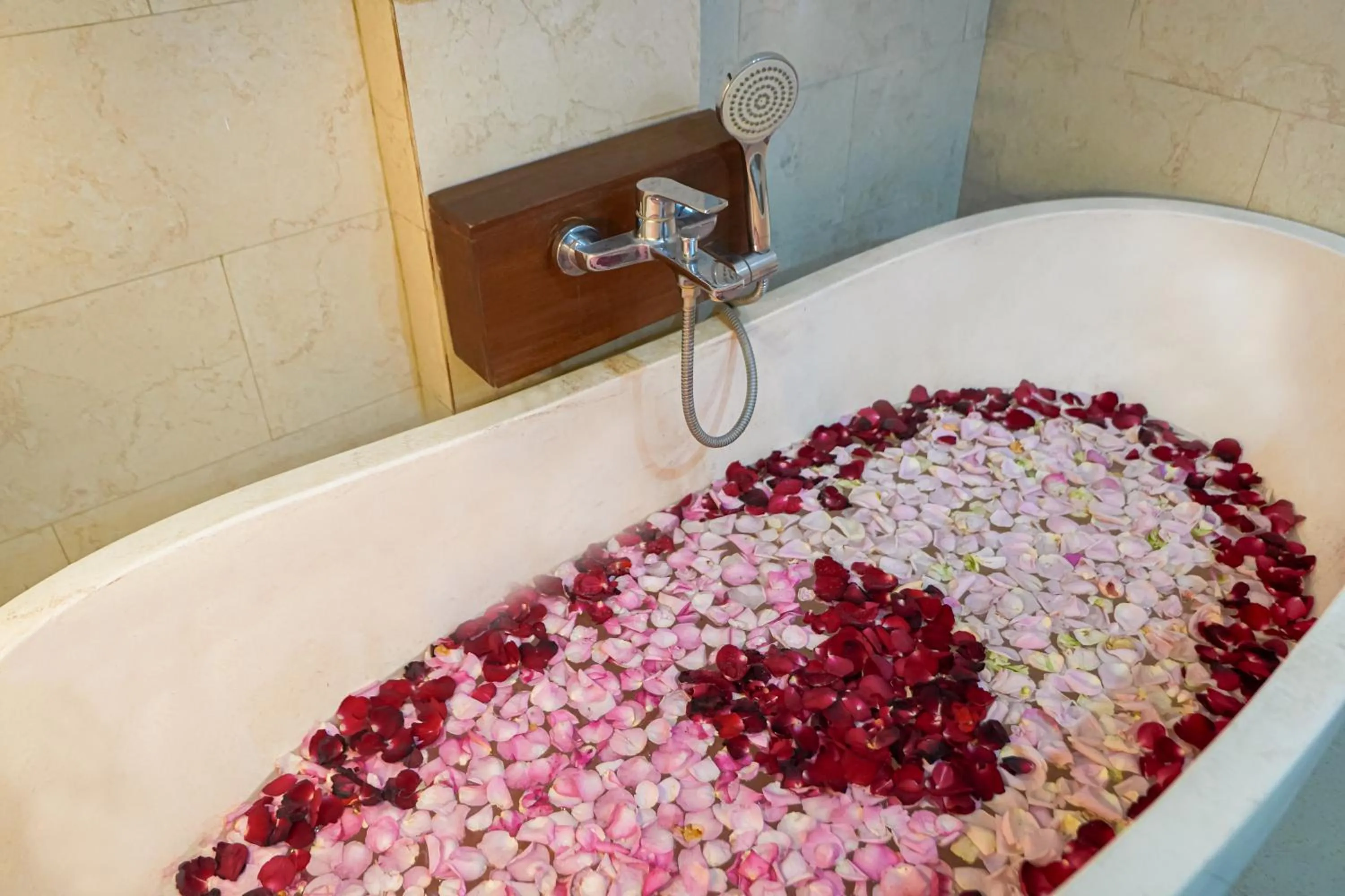 Bath in Kusuma Living and Villa Seminyak