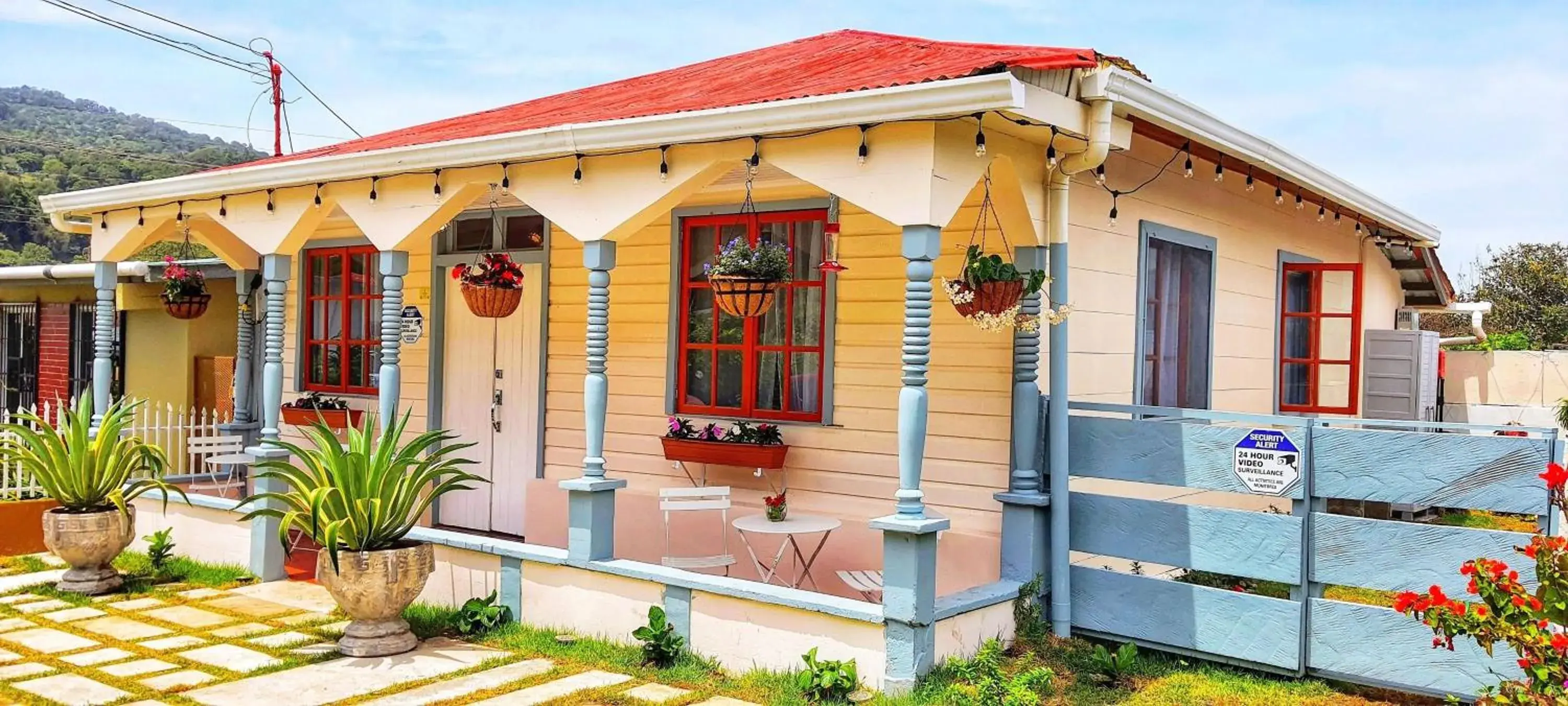 Two-Bedroom Cottage - single occupancy in Villa Alejandro Two-Bedroom Cottage - single occupancy in Villa Alejandro