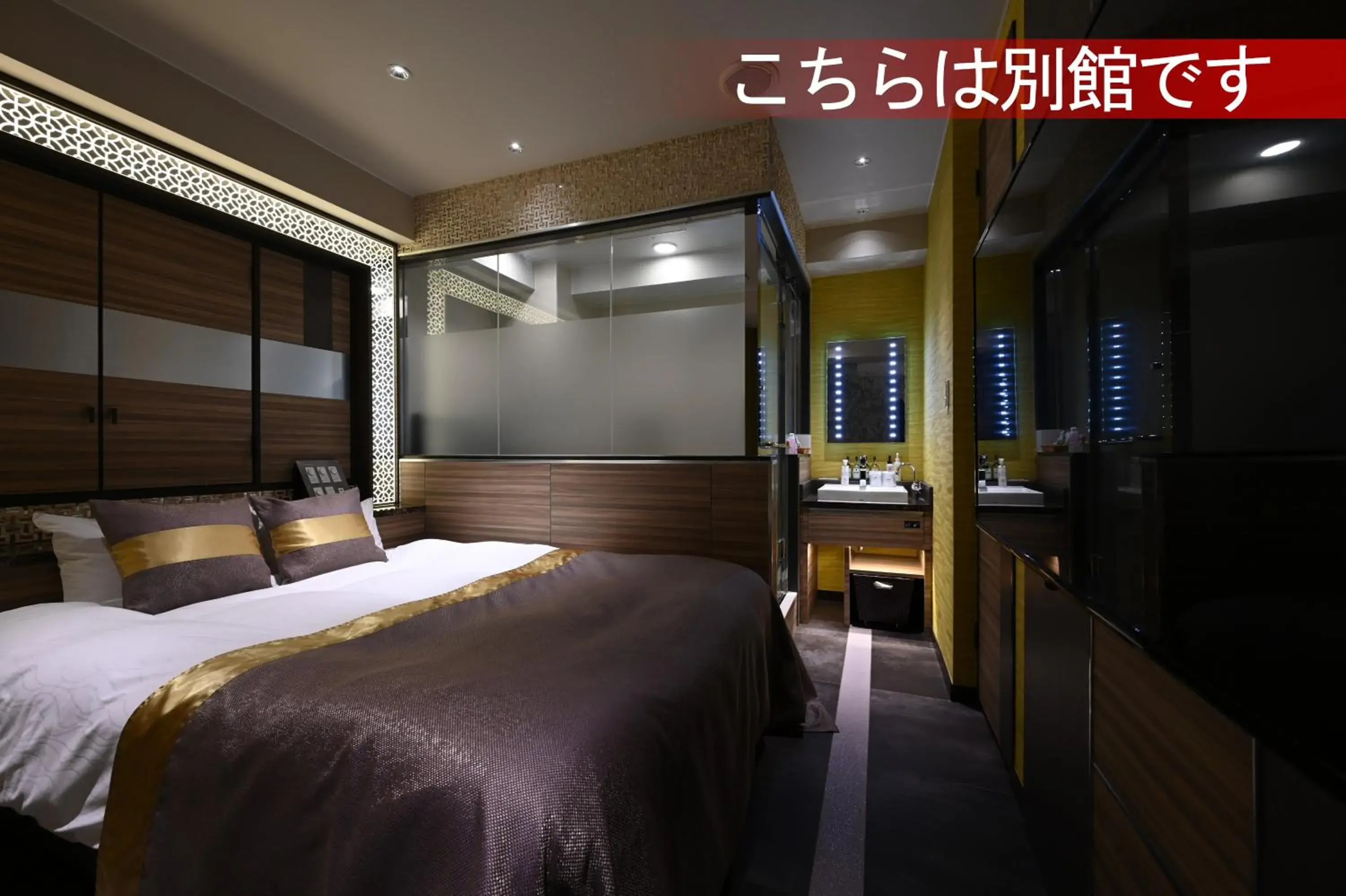 Standard Double Room in HOTEL VARKIN ANNEX Standard Double Room in HOTEL VARKIN ANNEX