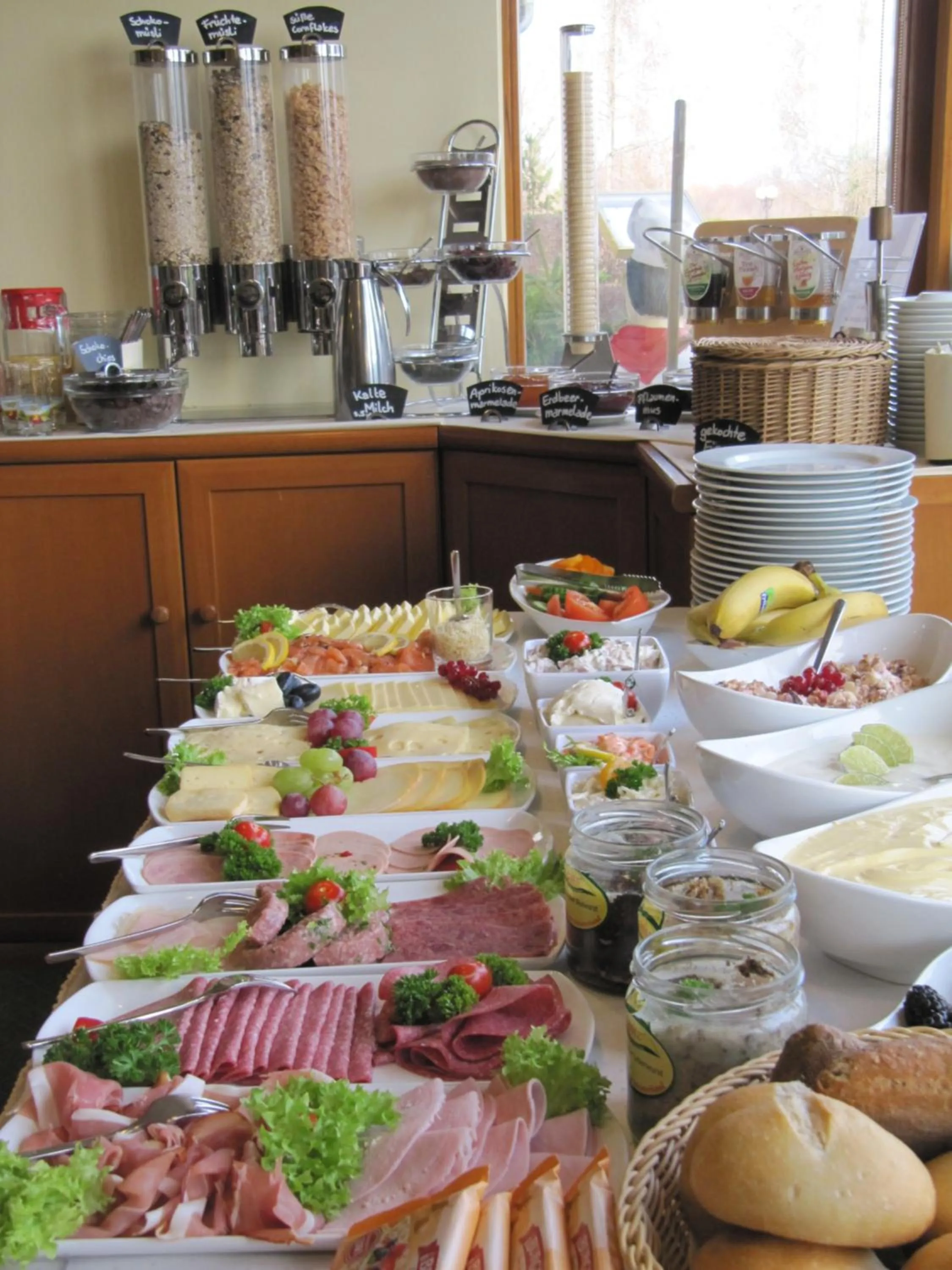 Food and drinks in Landhotel Dresden