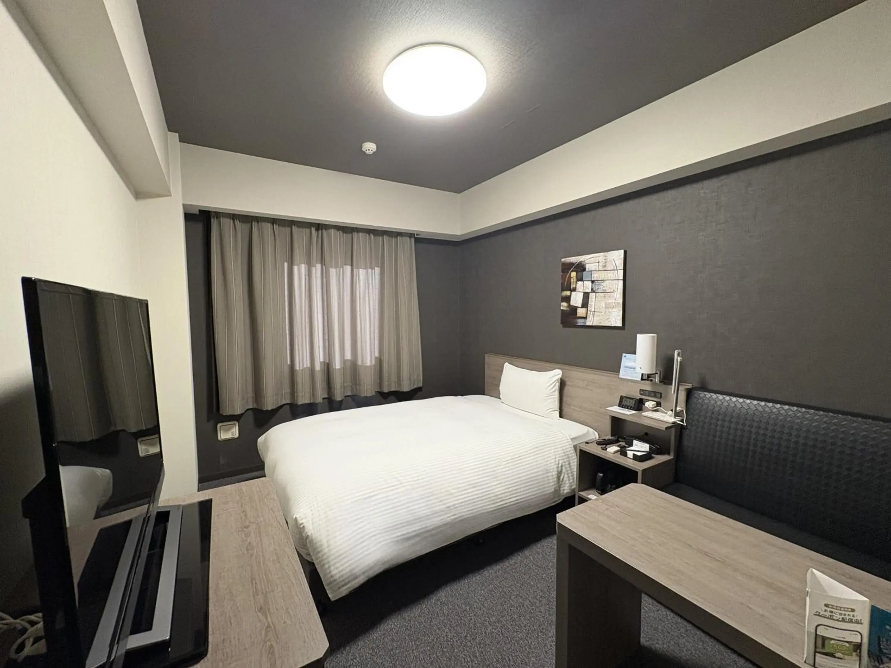 Comfort Single Room - Non-Smoking in Hotel Route-Inn Shinfujieki Minami Comfort Single Room - Non-Smoking in Hotel Route-Inn Shinfujieki Minami