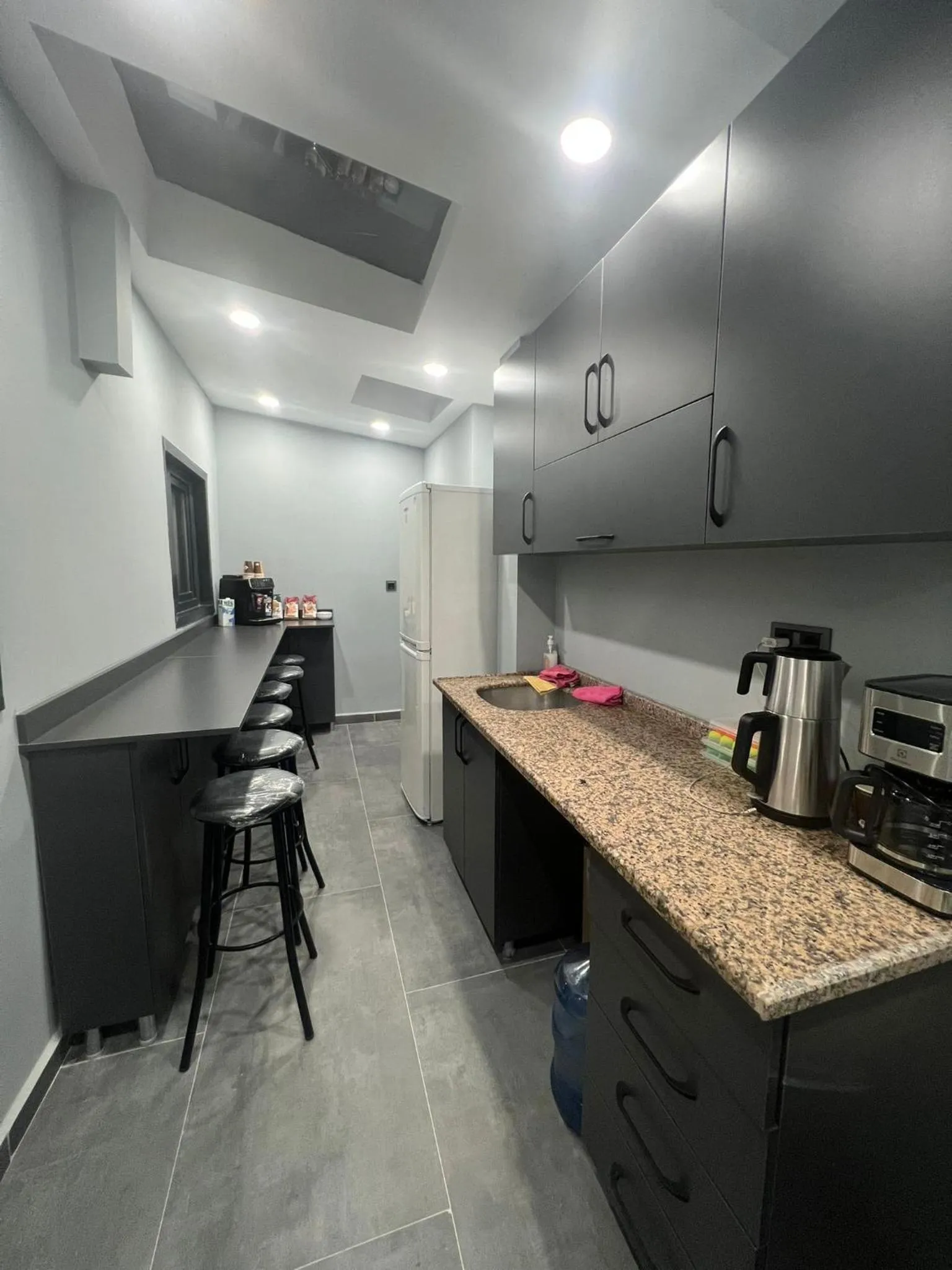 Kitchen or kitchenette in Old Town Istanbul Hostel