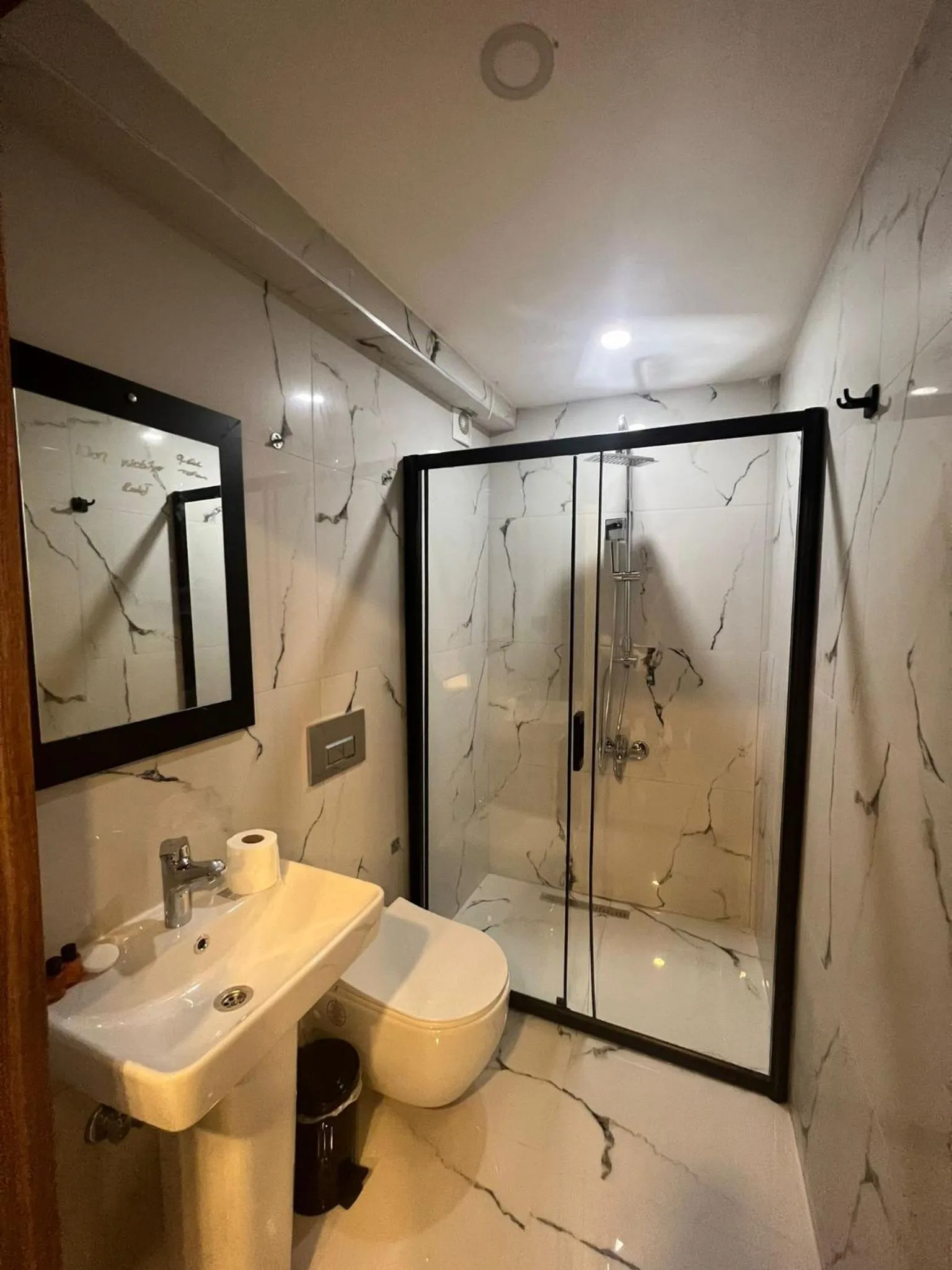 Shower in Old Town Istanbul Hostel