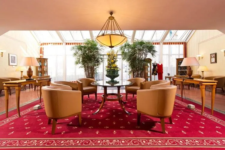 Lobby or reception in Hotel am Schlosspark