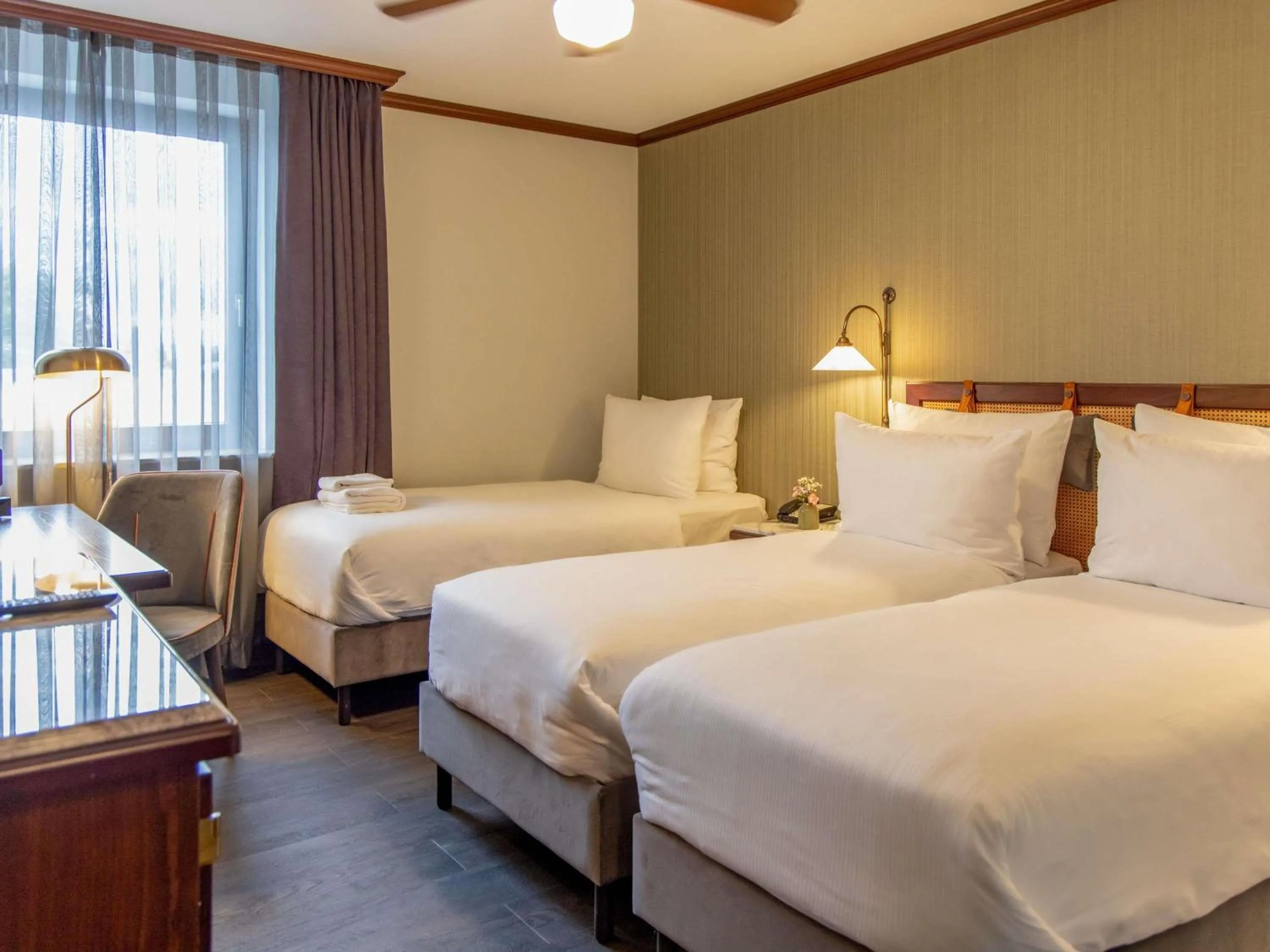 Bedroom, Bed in Mercure Hotel Frankfurt Airport Langen