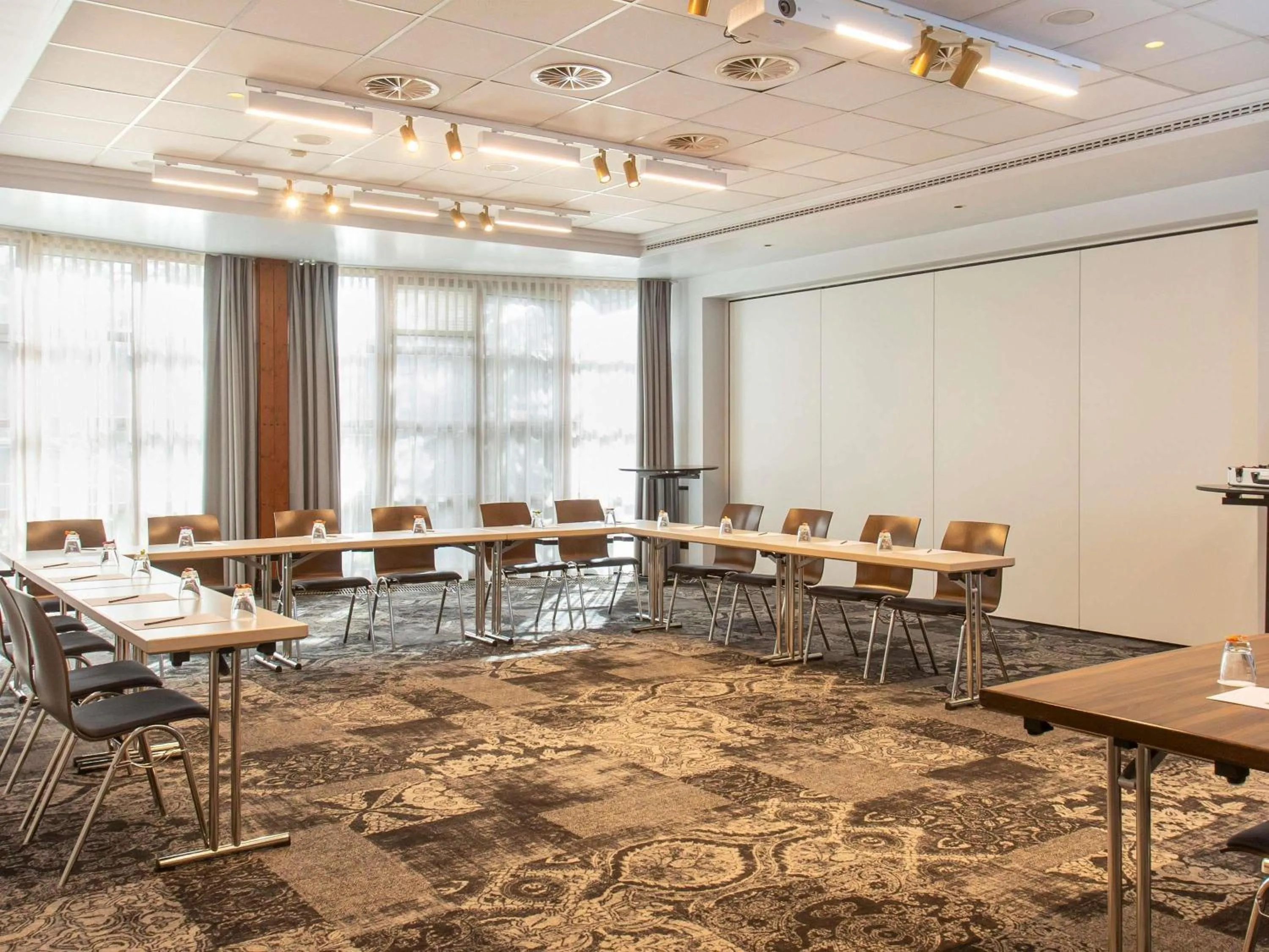 Meeting/conference room in Mercure Hotel Frankfurt Airport Langen