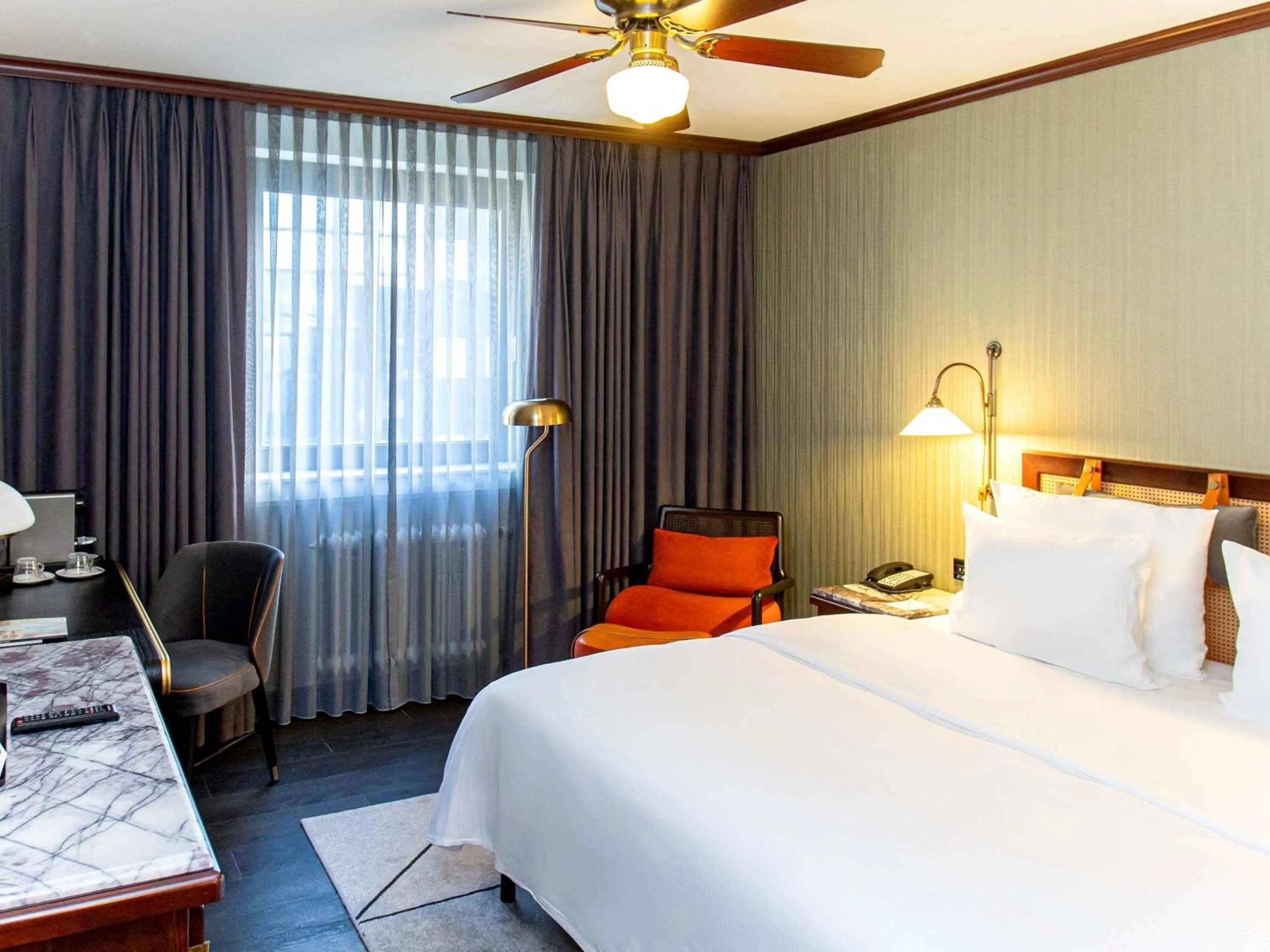 Bedroom, Bed in Mercure Hotel Frankfurt Airport Langen