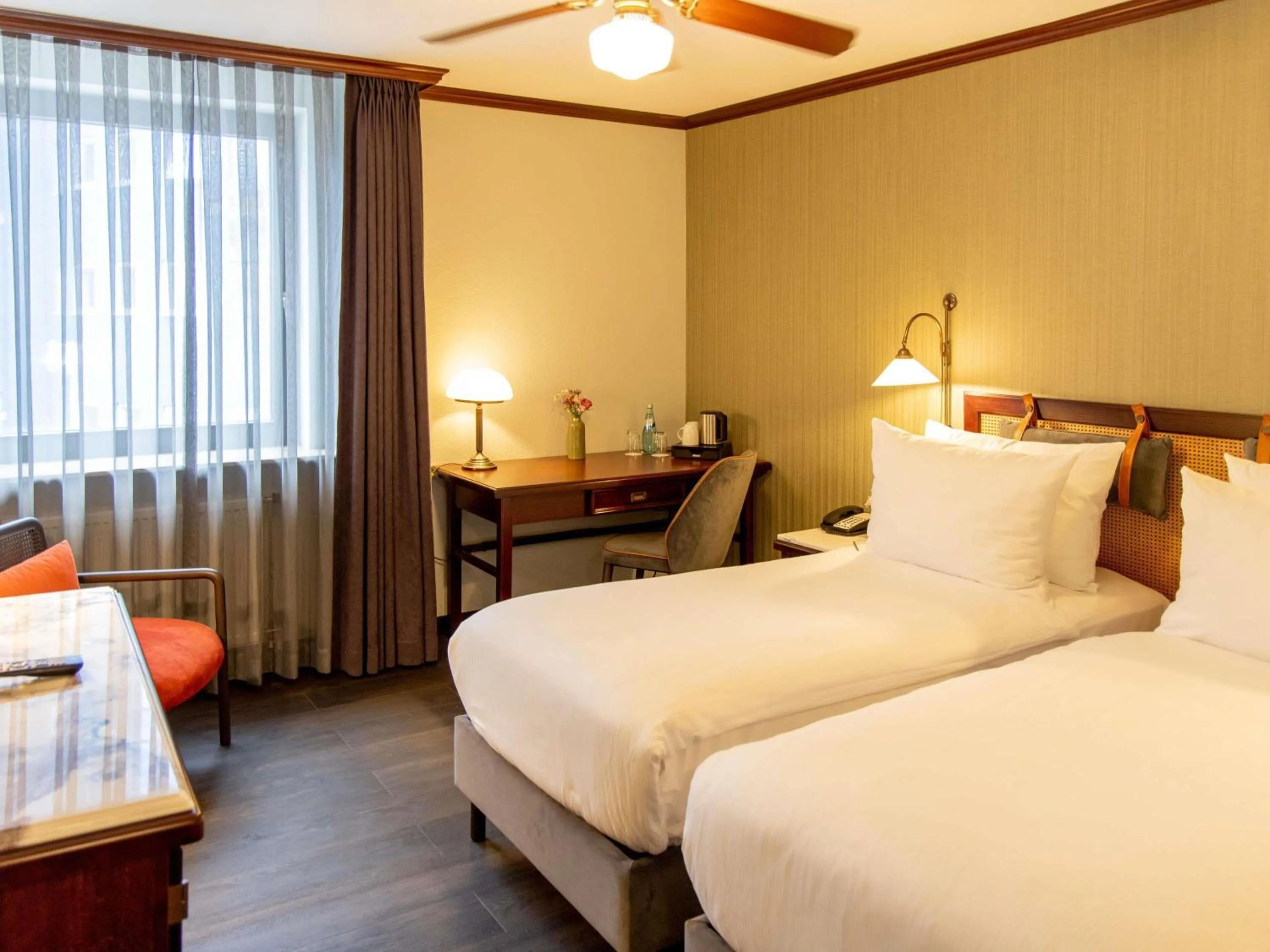 Standard Twin Room in Mercure Hotel Frankfurt Airport Langen