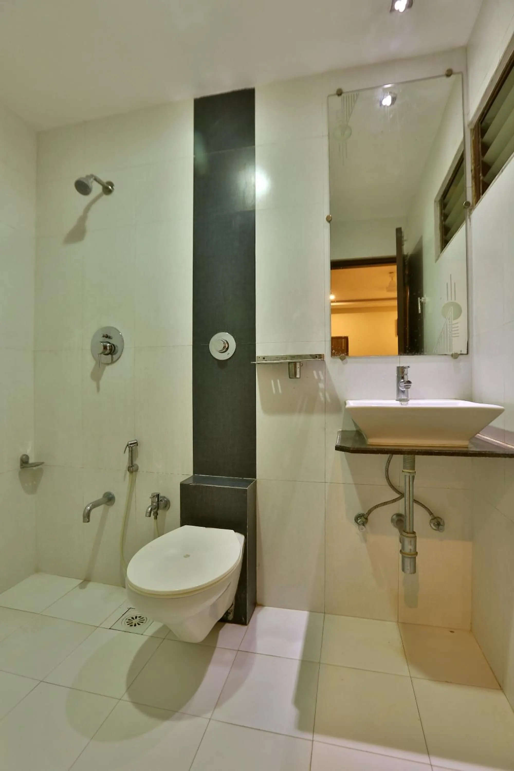 Bathroom in Hotel Kamran Palace