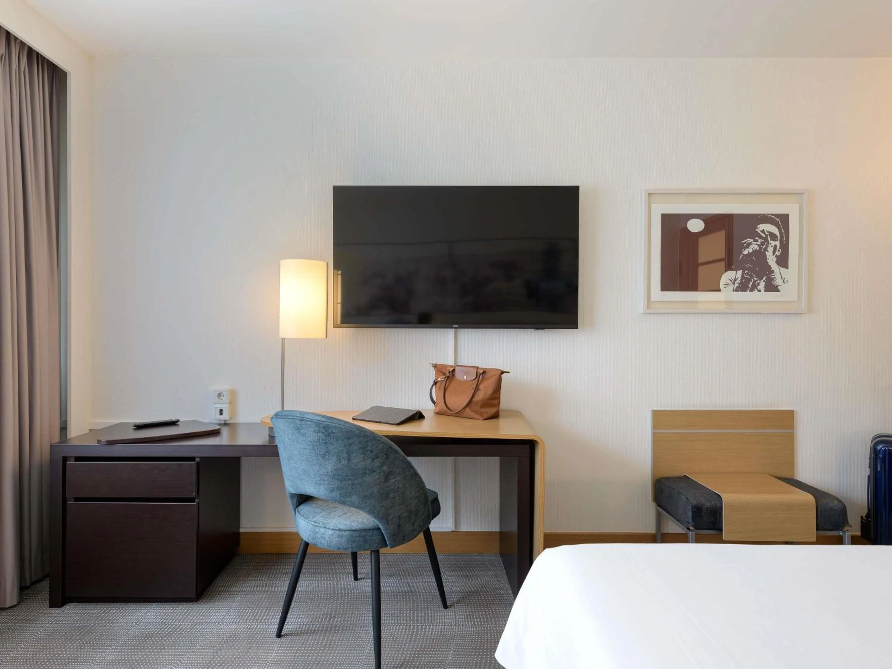 Bedroom, Bed in Novotel Aachen City