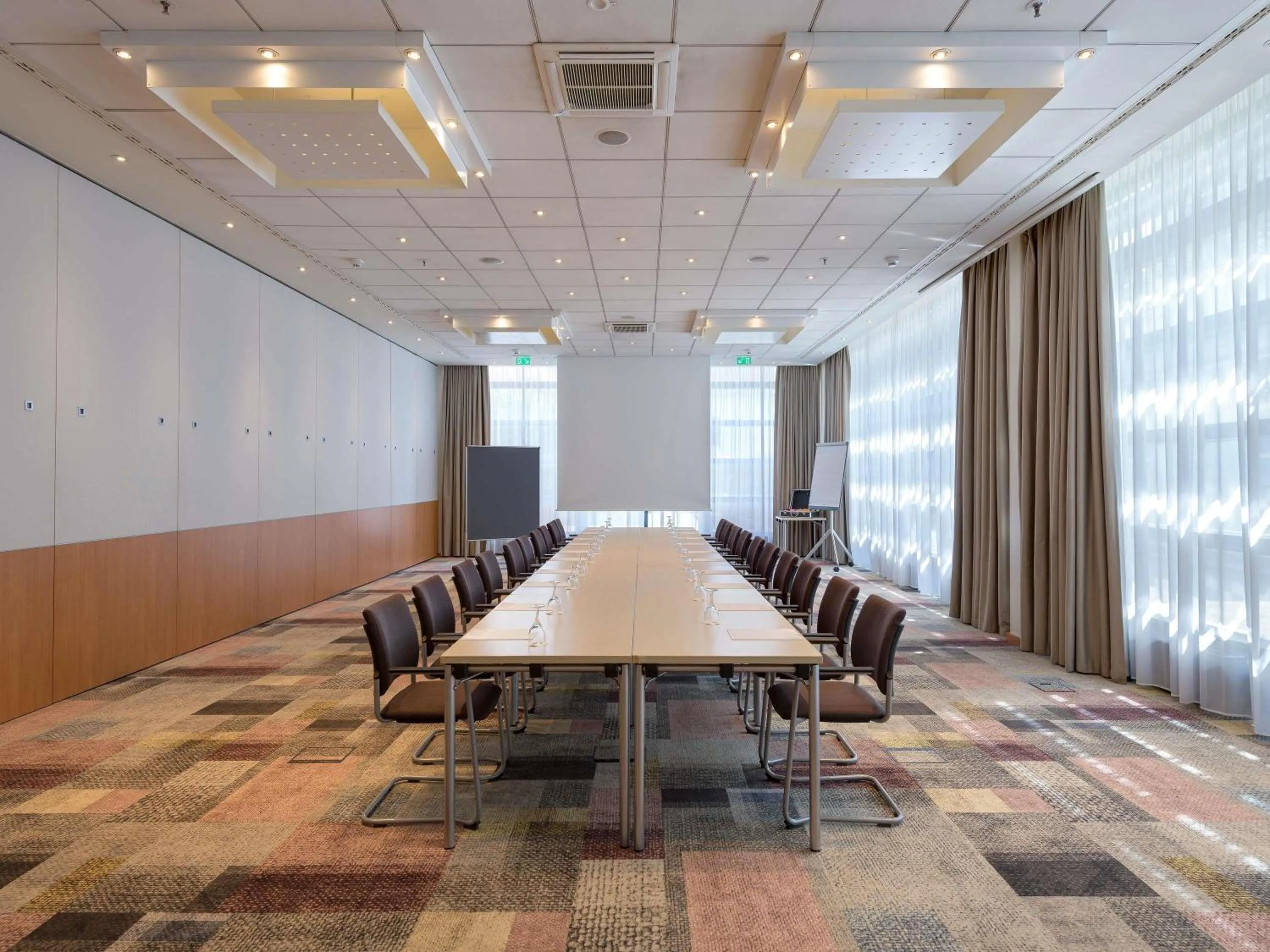 Meeting/conference room in Novotel Aachen City