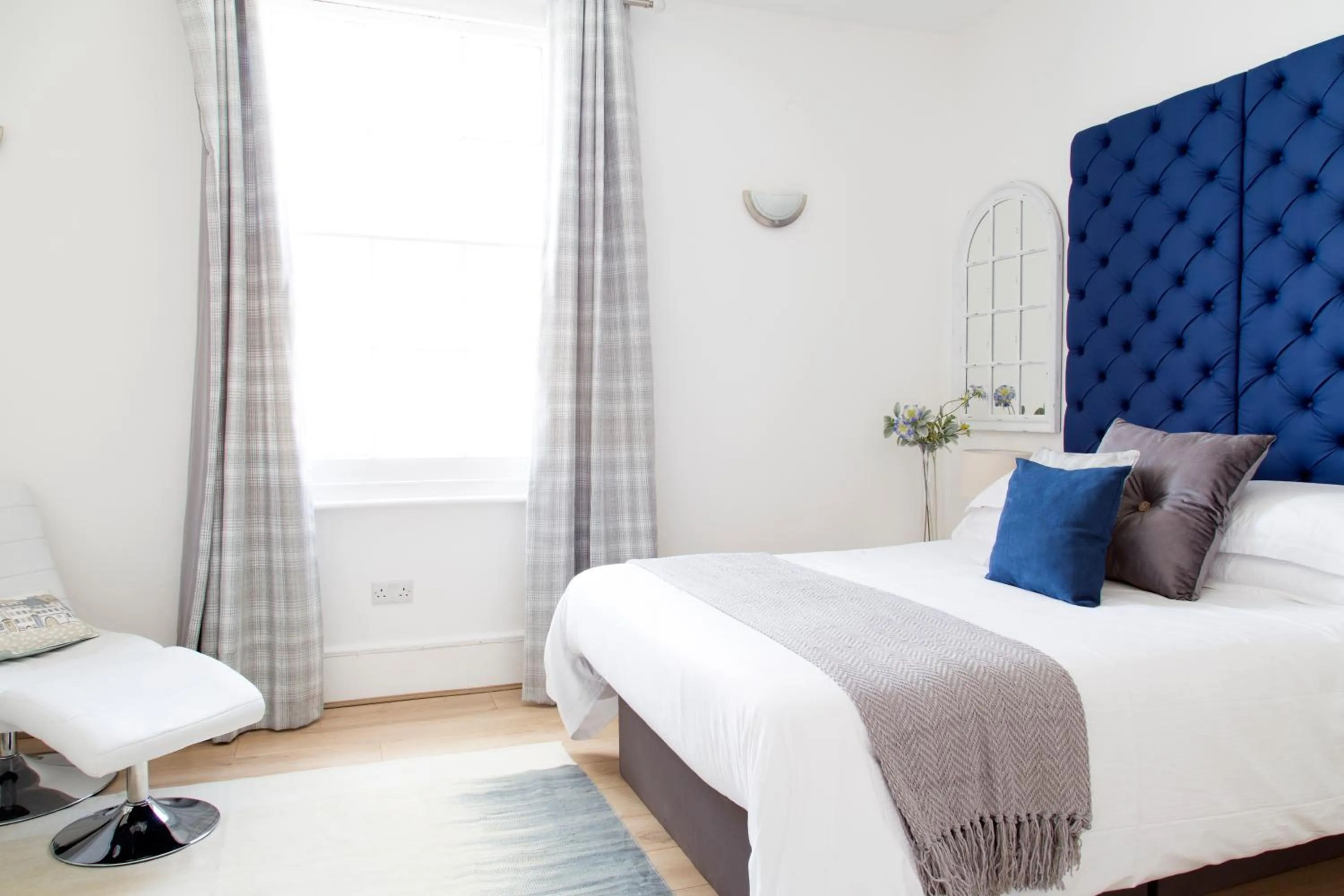 Photo of the whole room in Cambridge City Studios by Paymán Club