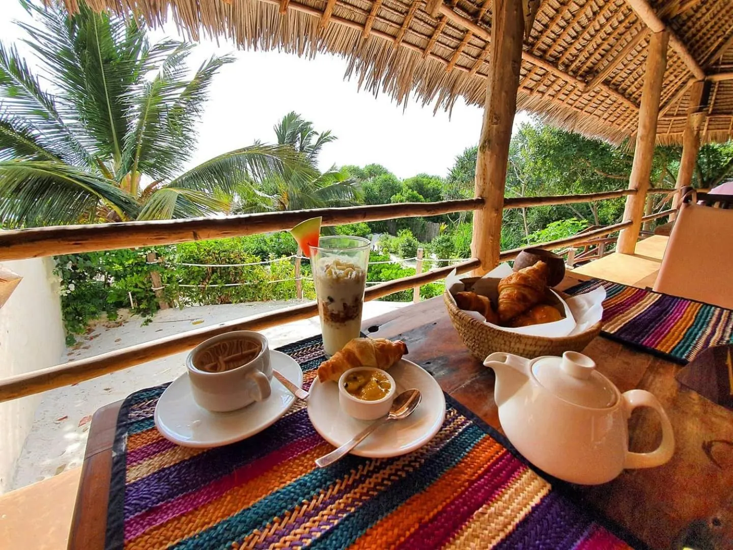 Breakfast in Sunshine Bay Hotel Zanzibar