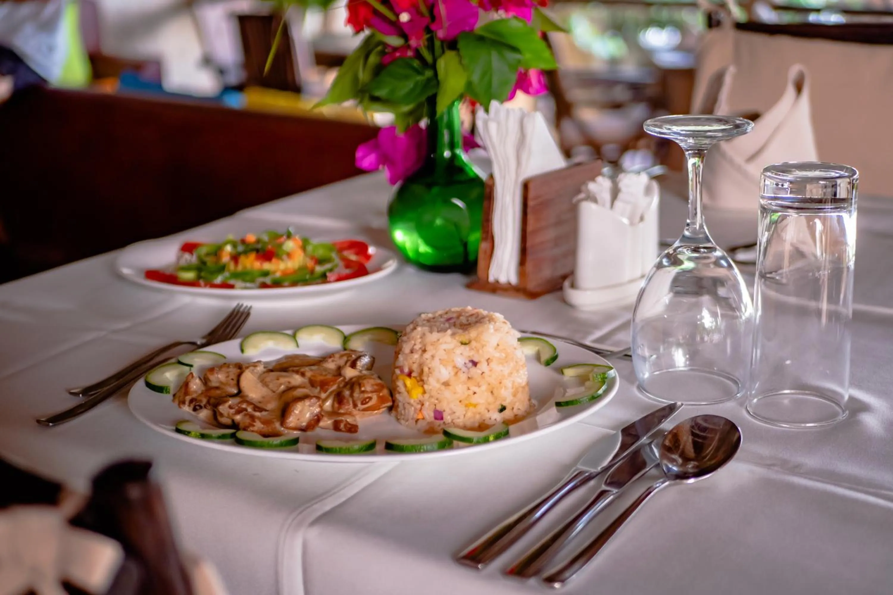 Restaurant/places to eat in Sunshine Bay Hotel Zanzibar