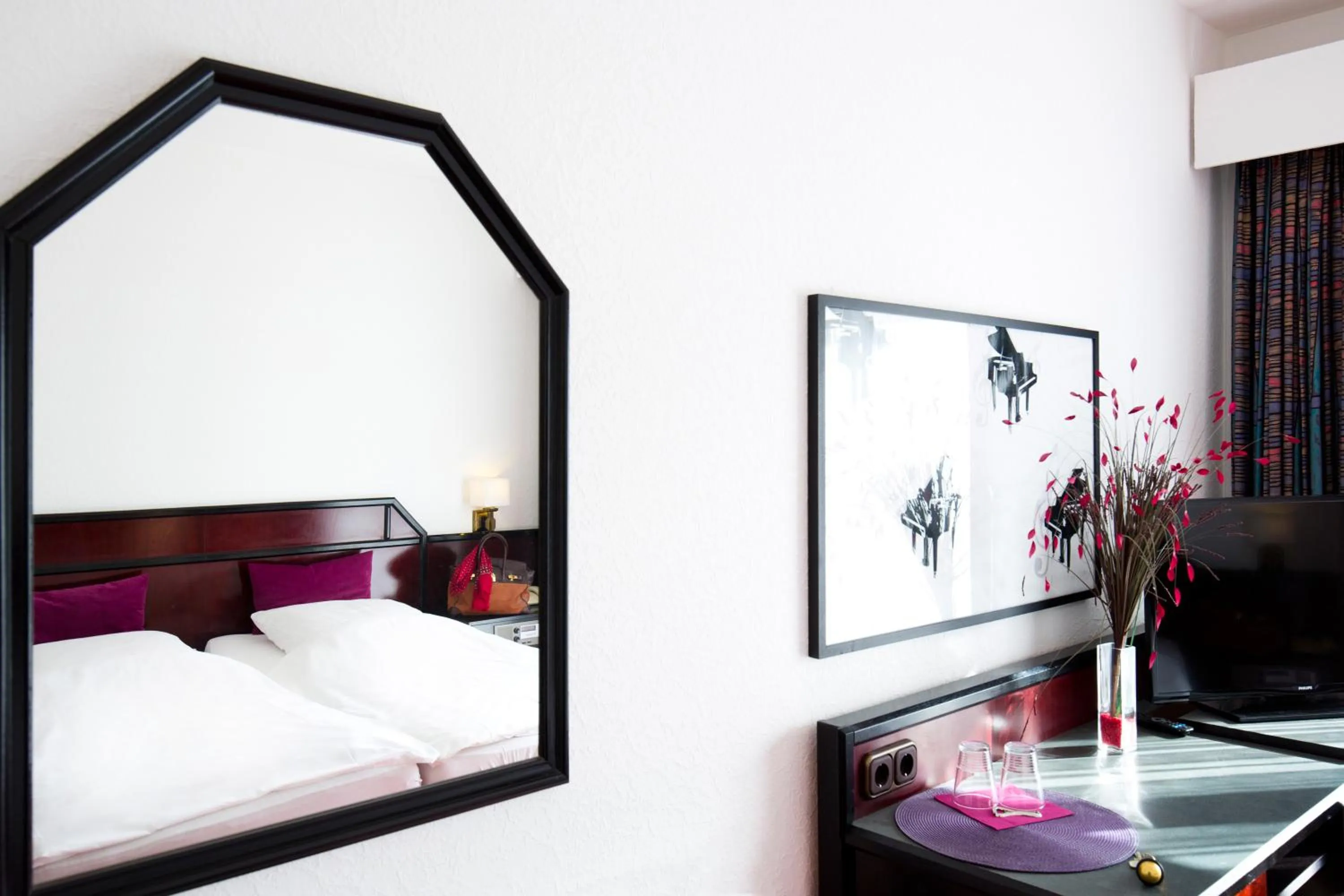 Photo of the whole room in Hotel Oymanns