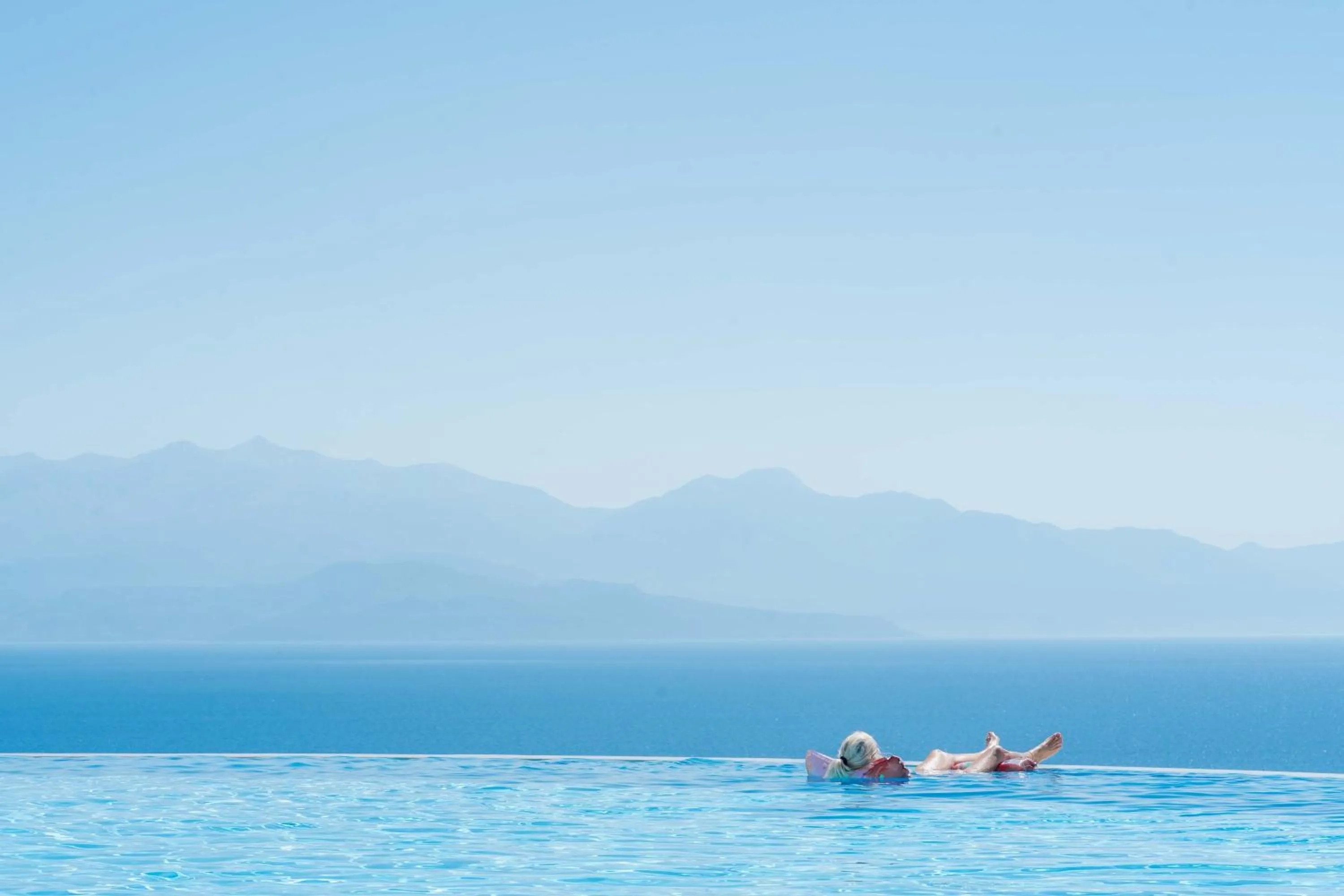 WHITE DONKEY BOUTIQUE Hotel