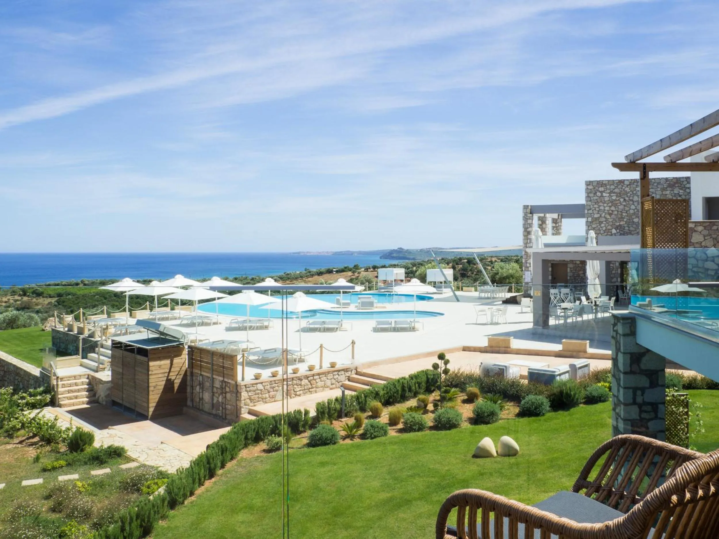 WHITE DONKEY BOUTIQUE Hotel